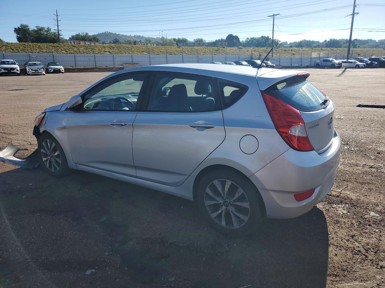2015 Hyundai Accent Sport Серебряный vin: KMHCU5AE9FU233039