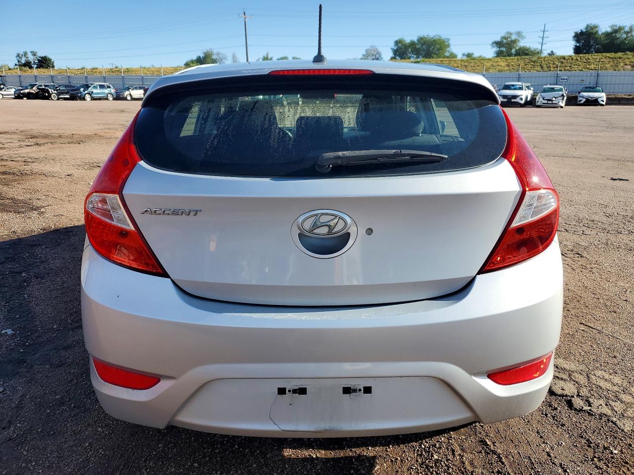 2015 Hyundai Accent Sport Серебряный vin: KMHCU5AE9FU233039