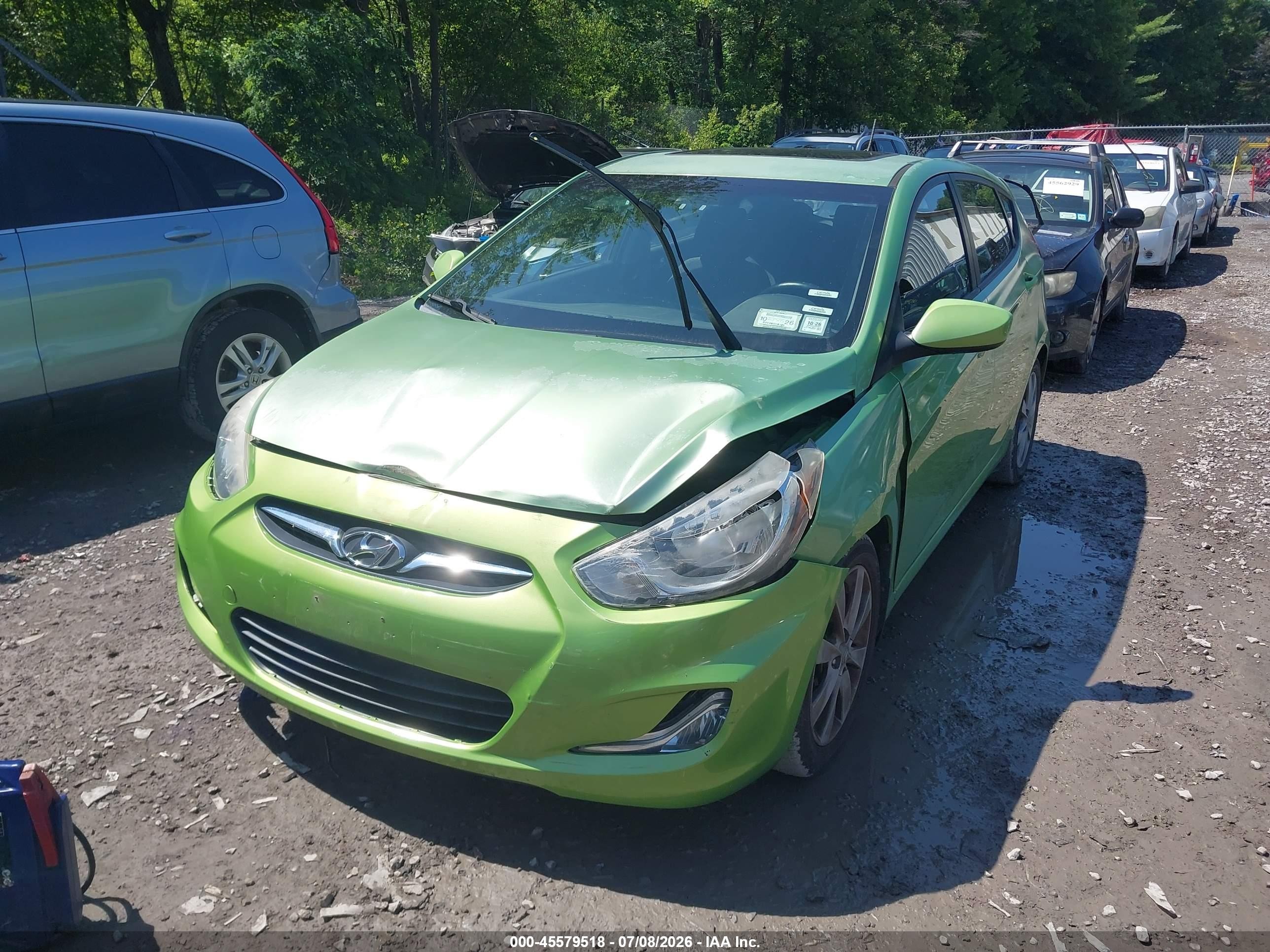 2012 Hyundai Accent Se Green vin: KMHCU5AEXCU035257