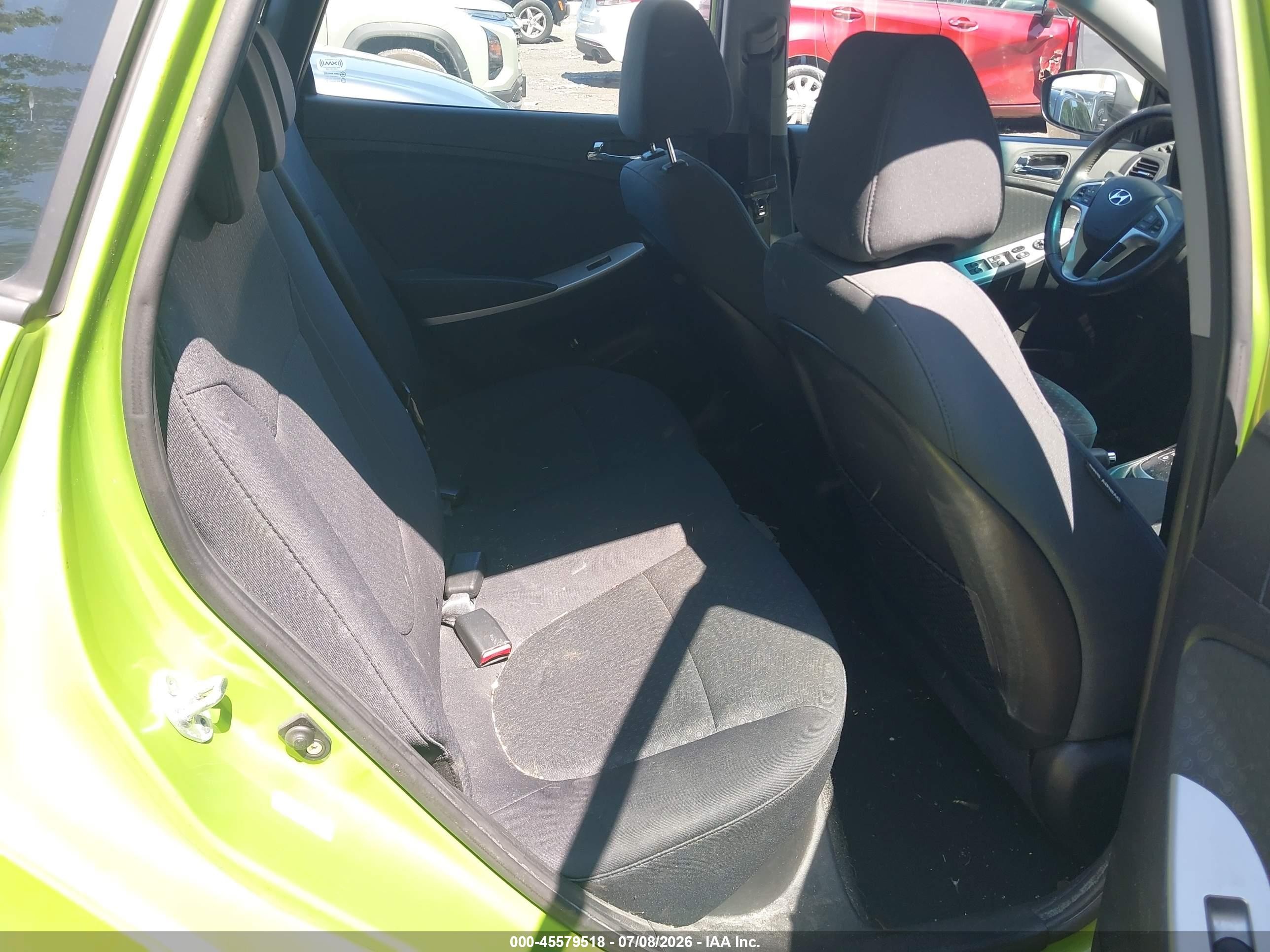 2012 Hyundai Accent Se Green vin: KMHCU5AEXCU035257