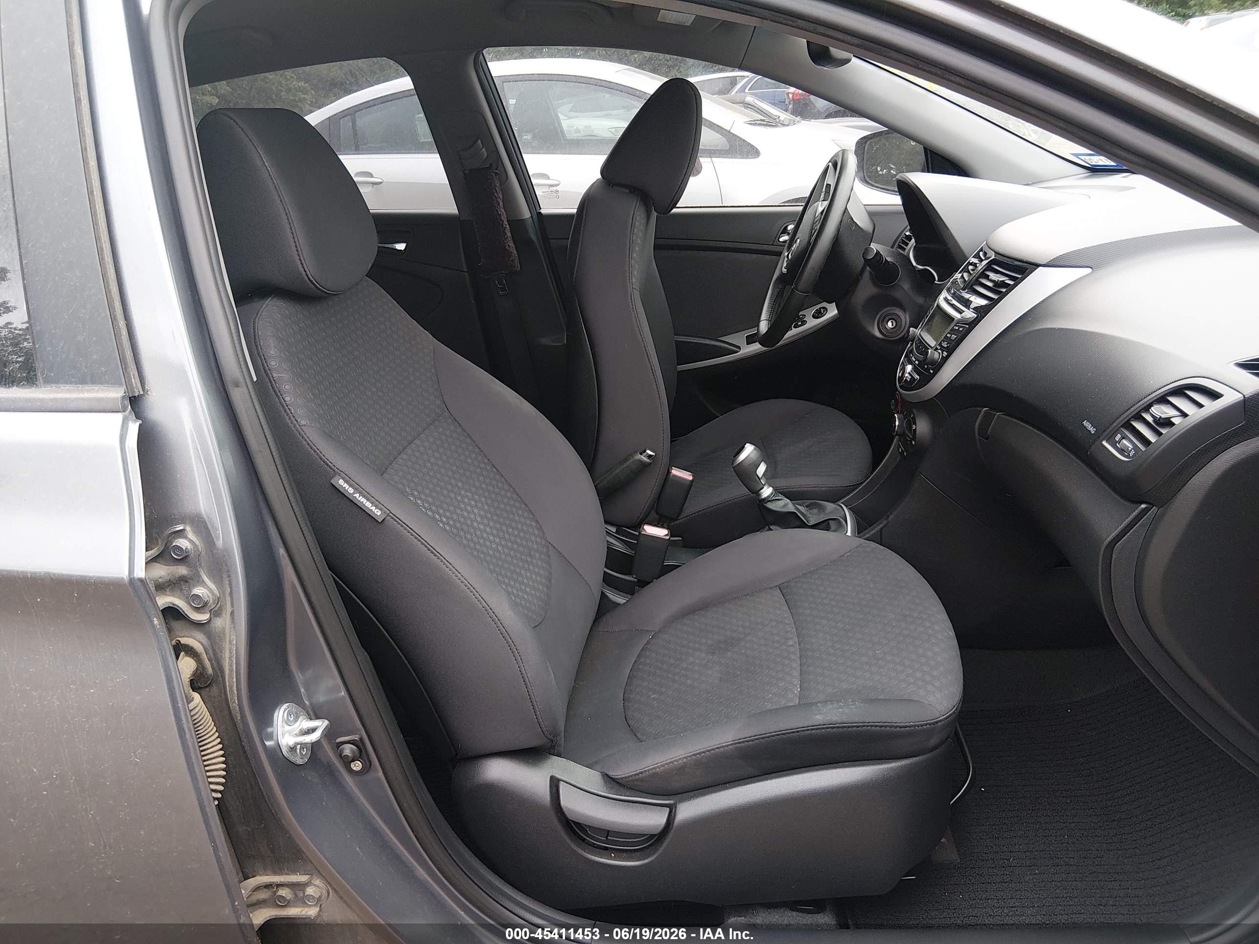 2012 Hyundai Accent Se Gray vin: KMHCU5AEXCU045142