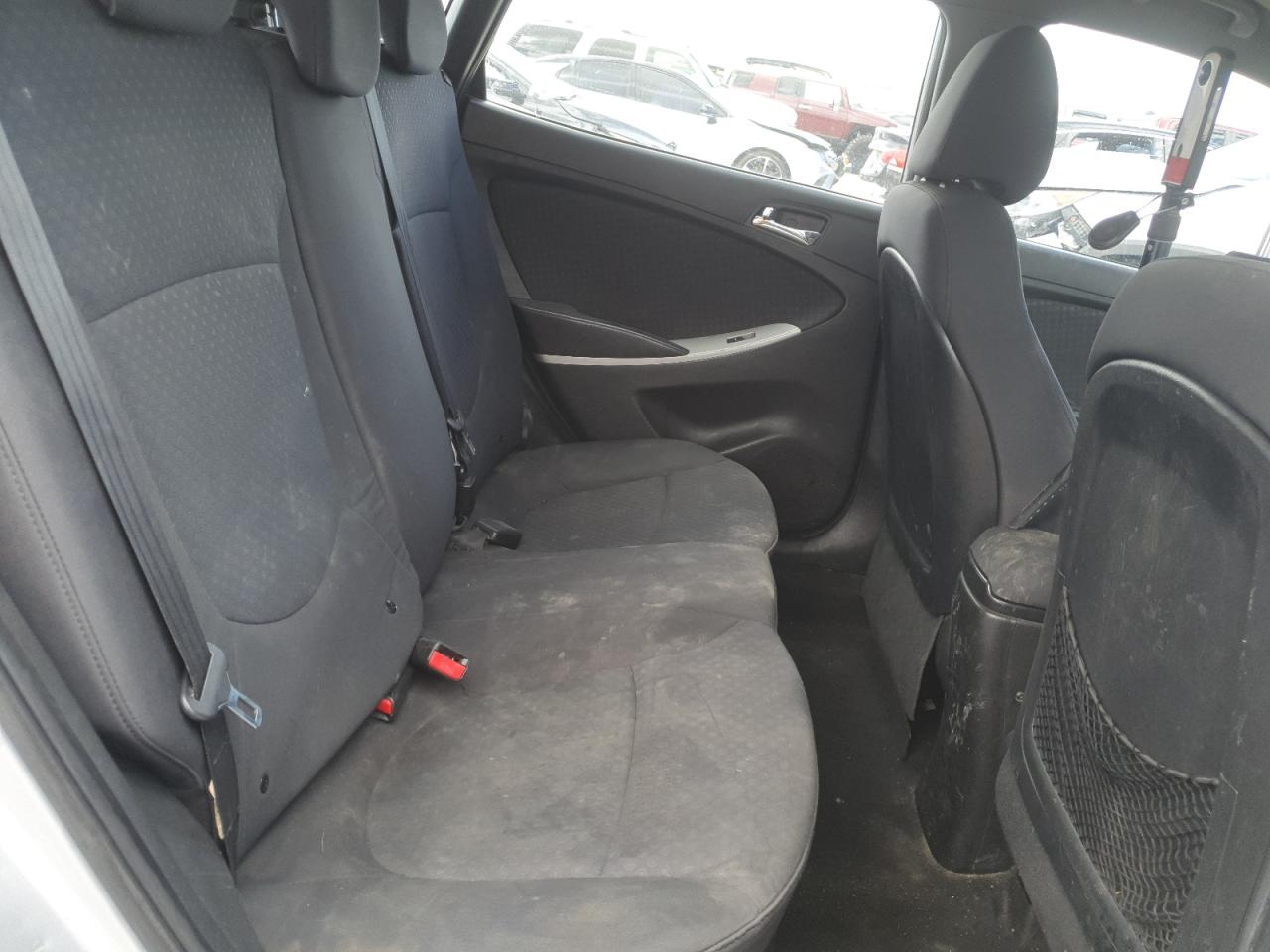 2013 Hyundai Accent Gls Silver vin: KMHCU5AEXDU076683