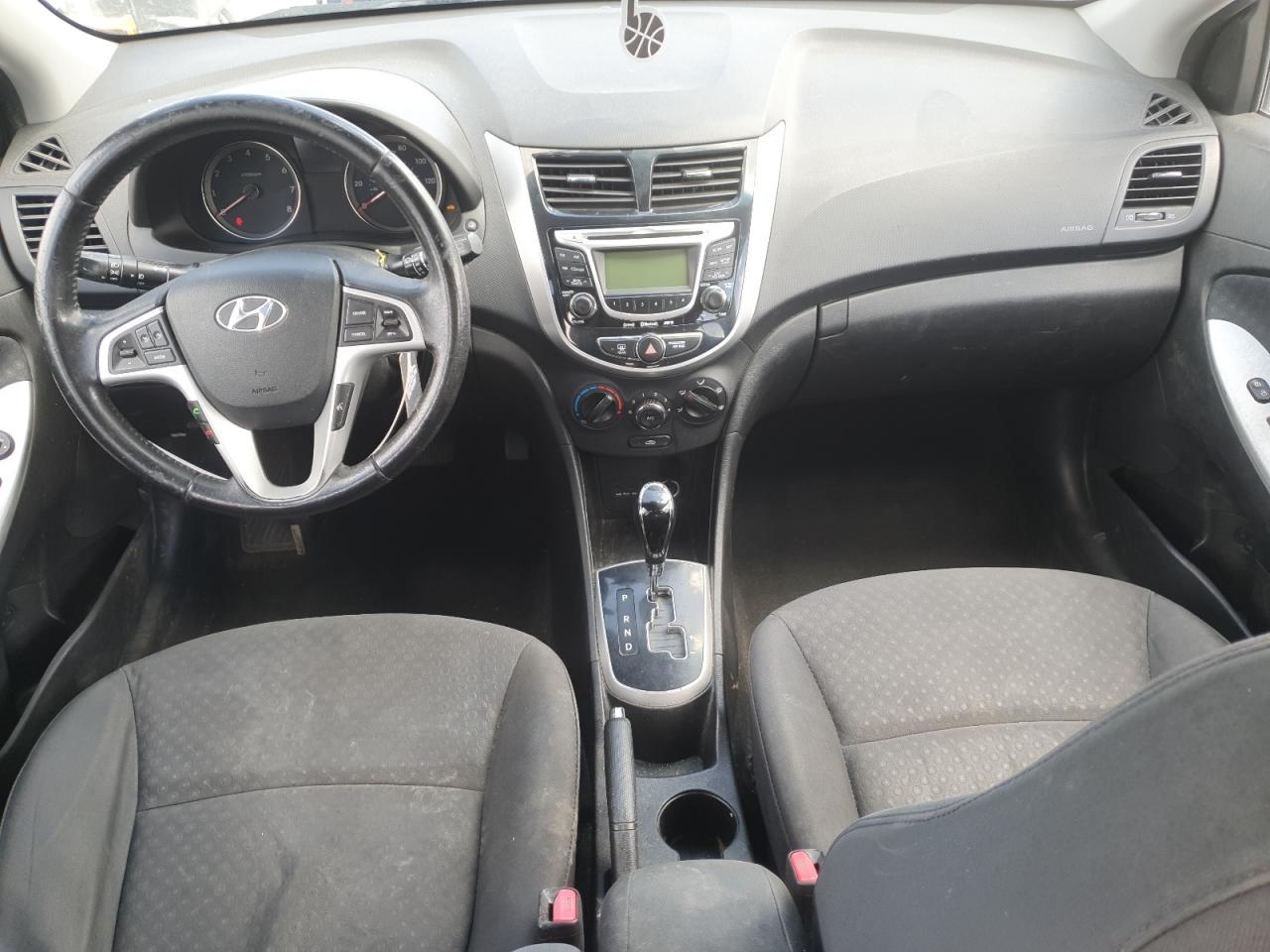 2013 Hyundai Accent Gls Silver vin: KMHCU5AEXDU076683