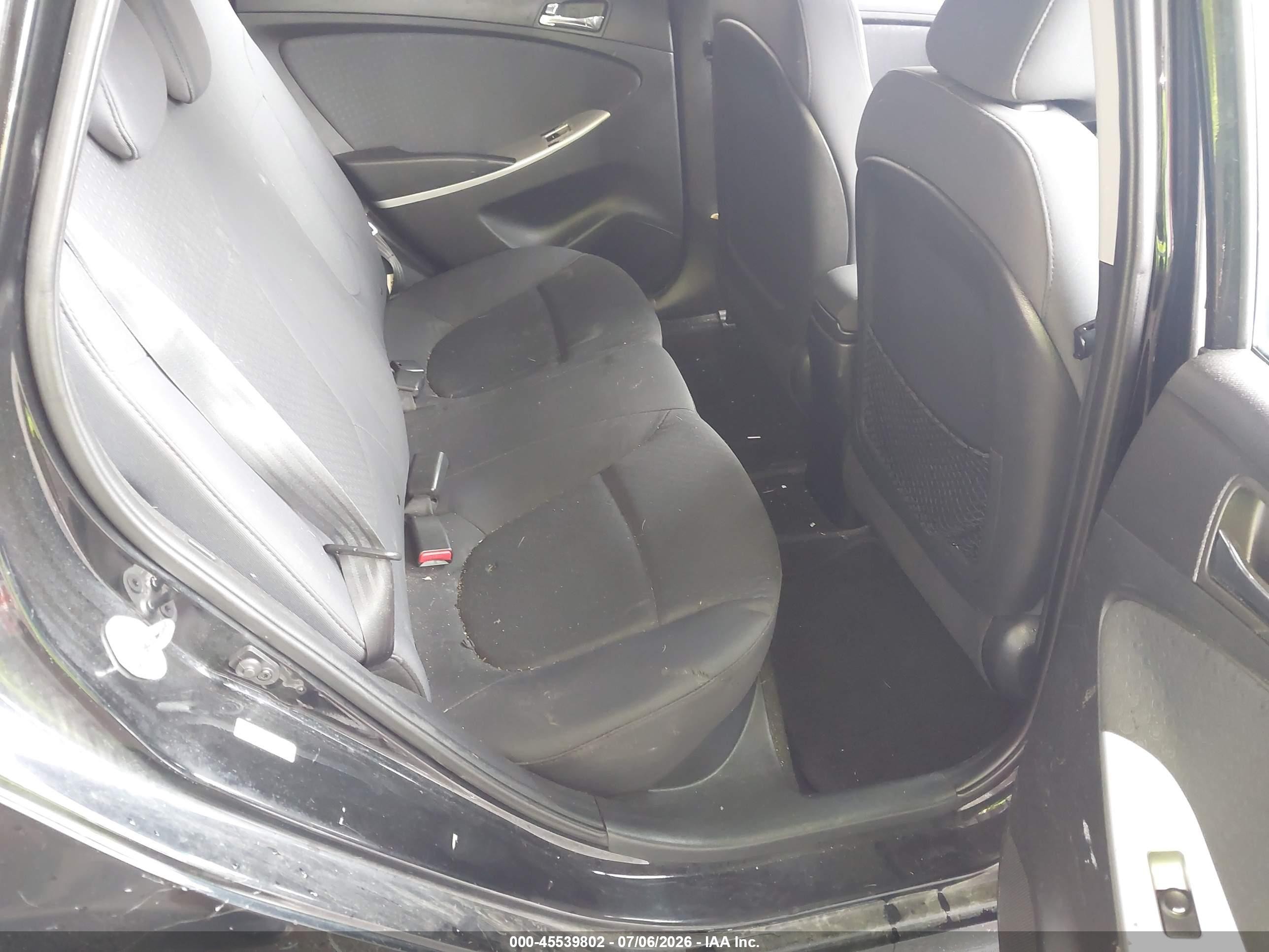 2013 Hyundai Accent Se Black vin: KMHCU5AEXDU100643