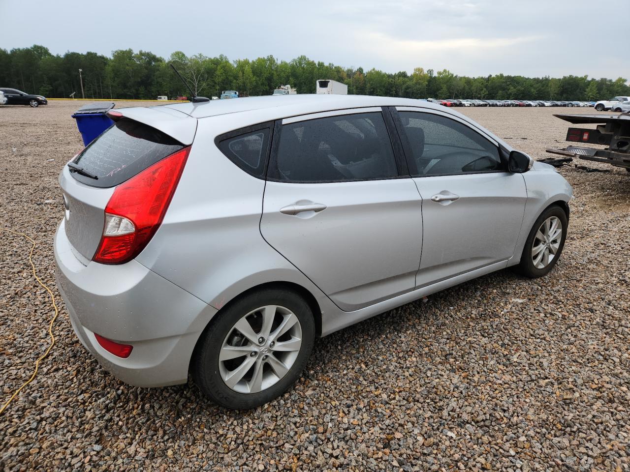 2013 Hyundai Accent Se Silver vin: KMHCU5AEXDU102392
