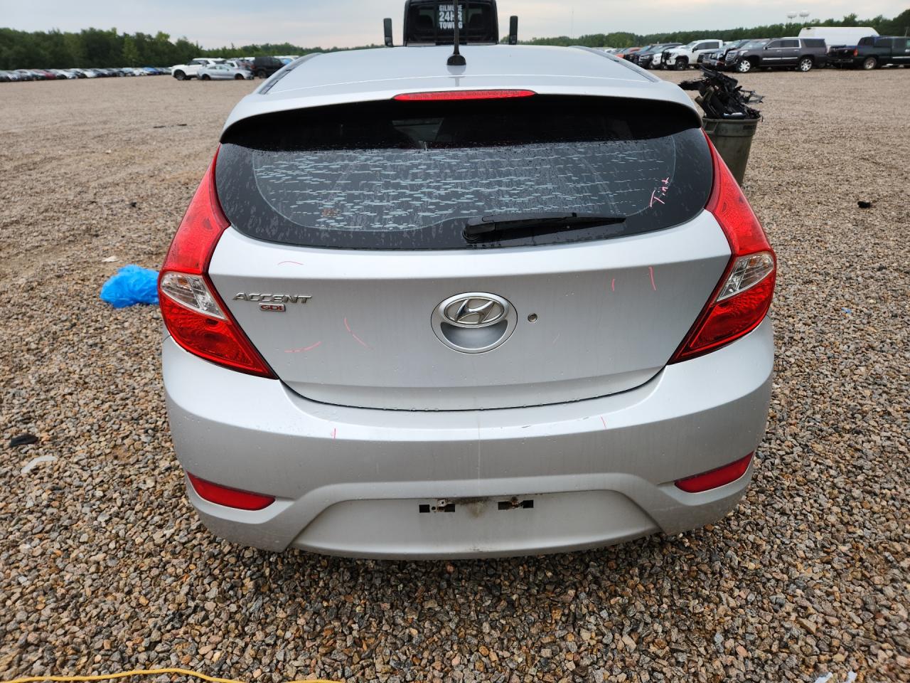 2013 Hyundai Accent Se Silver vin: KMHCU5AEXDU102392