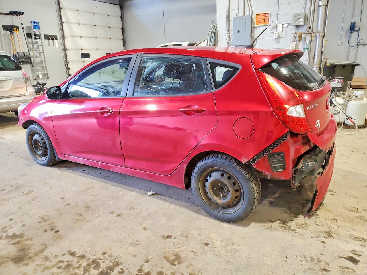 2014 Hyundai Accent Gls 5dr Красный vin: KMHCU5AEXEU186585