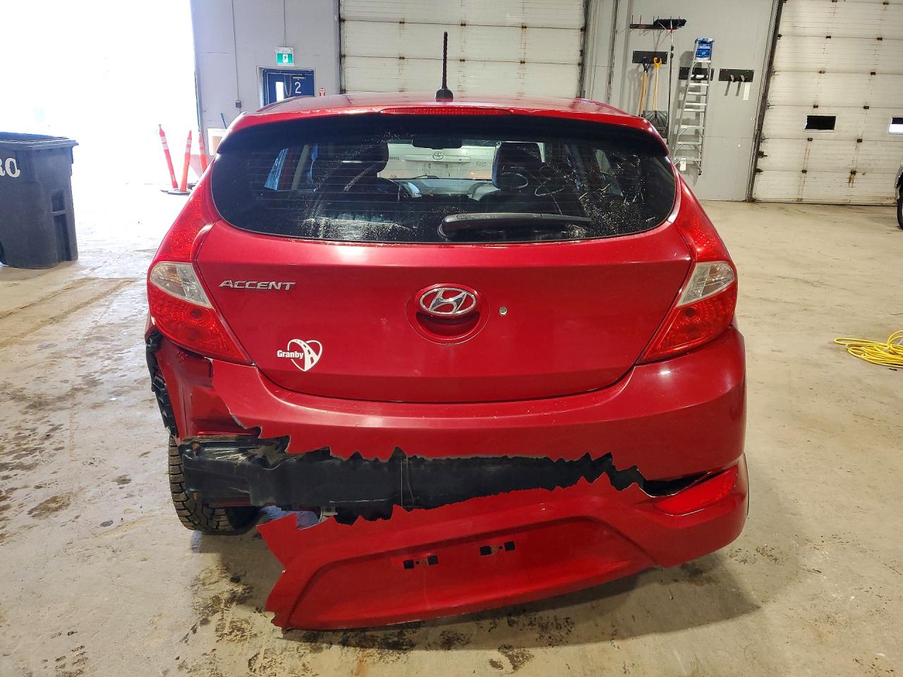 2014 Hyundai Accent Gls 5dr Красный vin: KMHCU5AEXEU186585