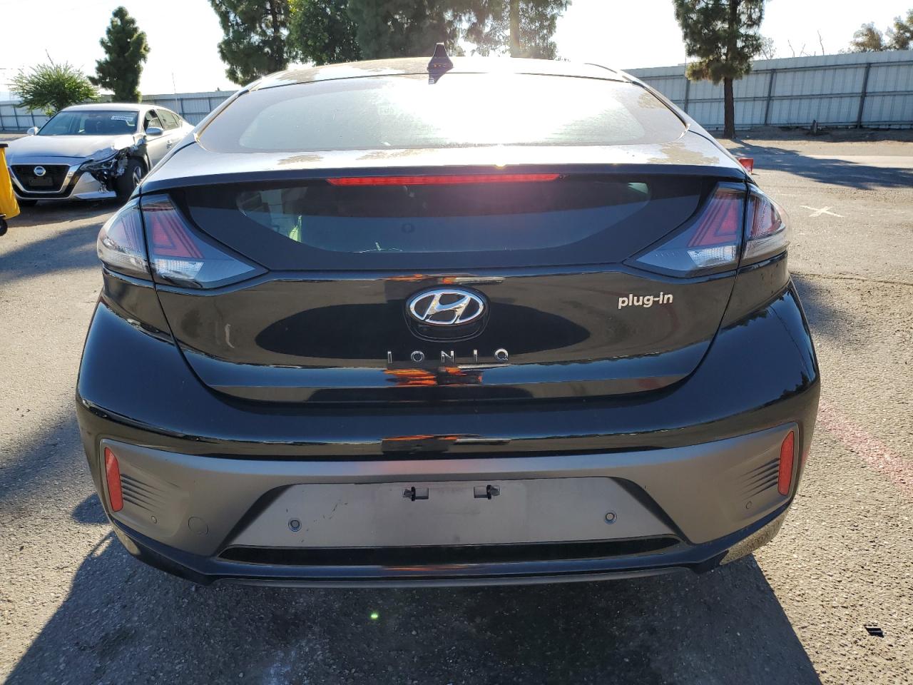 2020 Hyundai Ioniq Limited Black vin: KMHCX5LD6LU226301