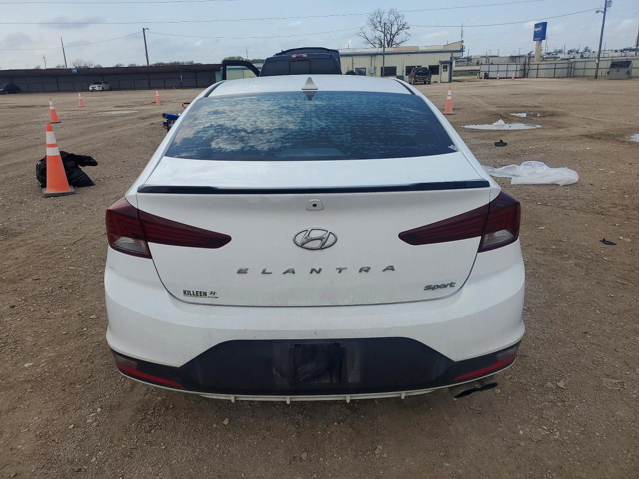 2020 Hyundai Elantra Sport White vin: KMHD04LB4LU012621