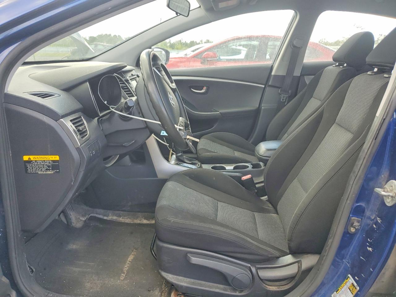 2013 Hyundai Elantra Gt Blue vin: KMHD25LE2DU028893