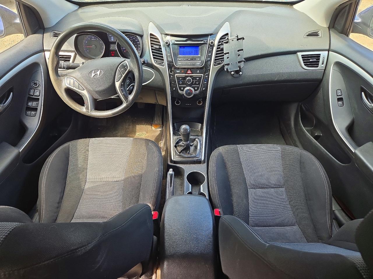2013 Hyundai Elantra Gt Blue vin: KMHD25LE8DU102432
