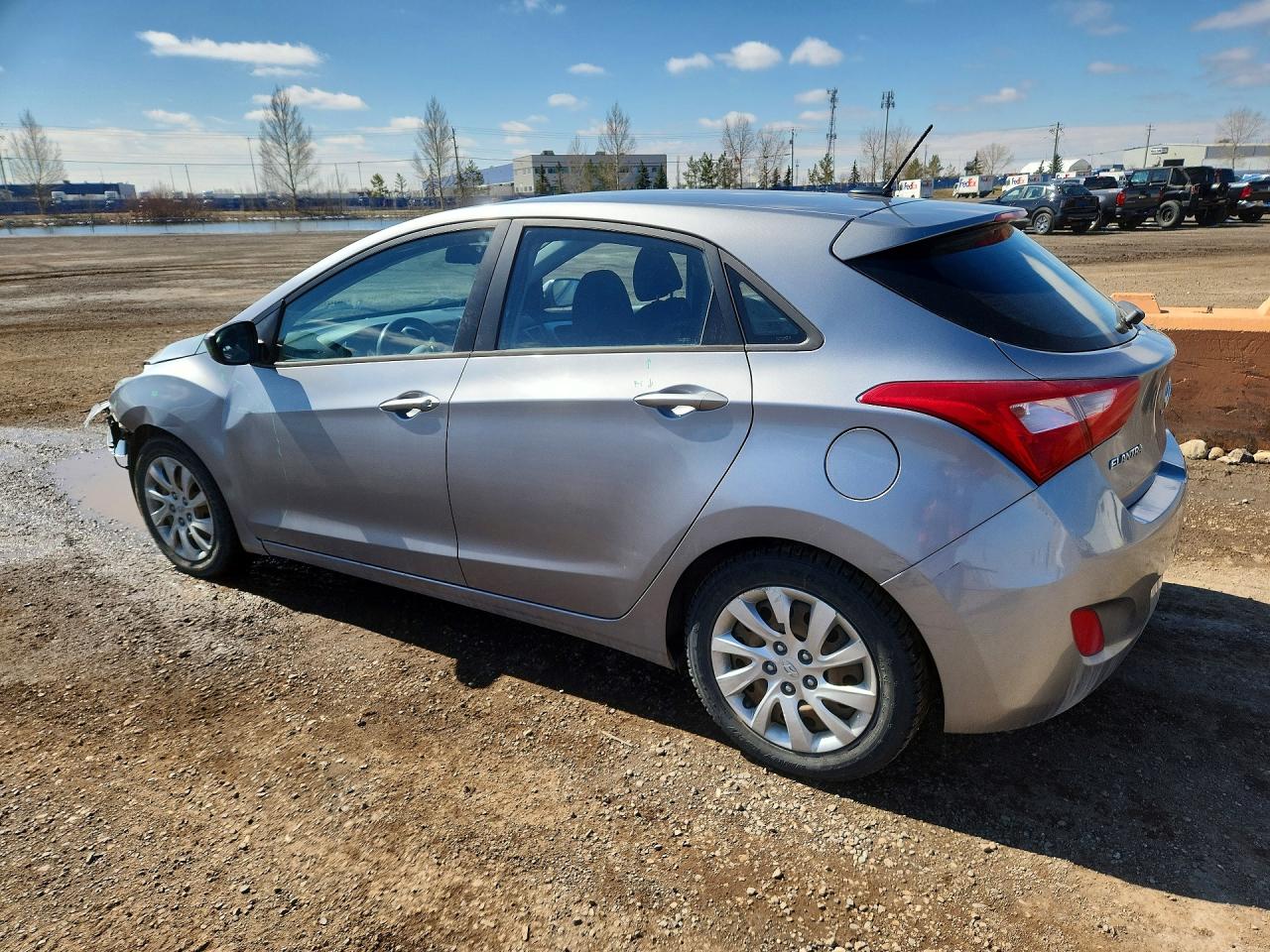 2013 Hyundai Elantra Gt Серебряный vin: KMHD25LE9DU056674