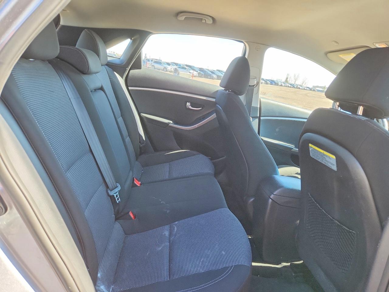 2013 Hyundai Elantra Gt Серебряный vin: KMHD25LE9DU056674