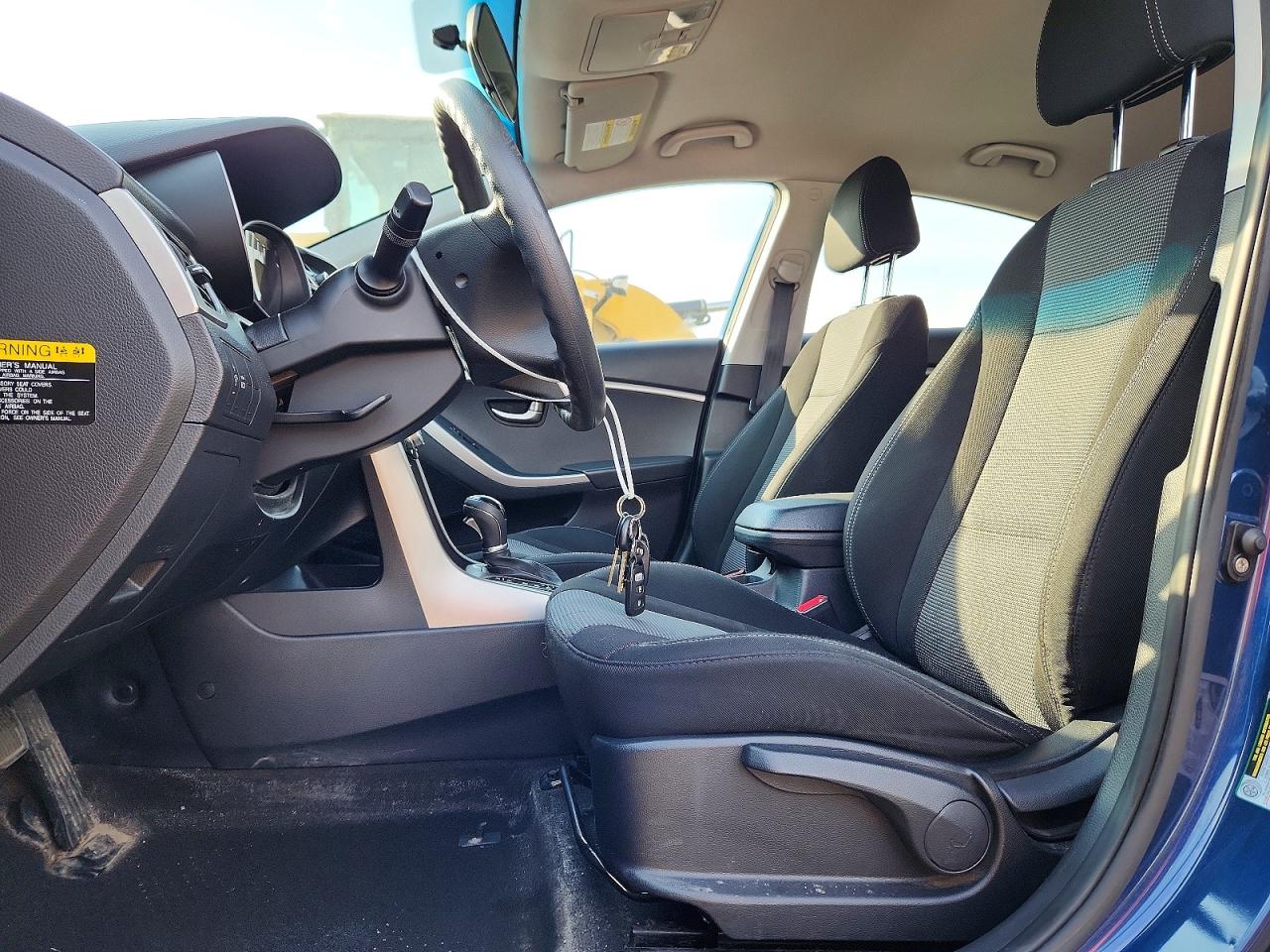 2014 Hyundai Elantra Gt Blue vin: KMHD25LH1EU226392