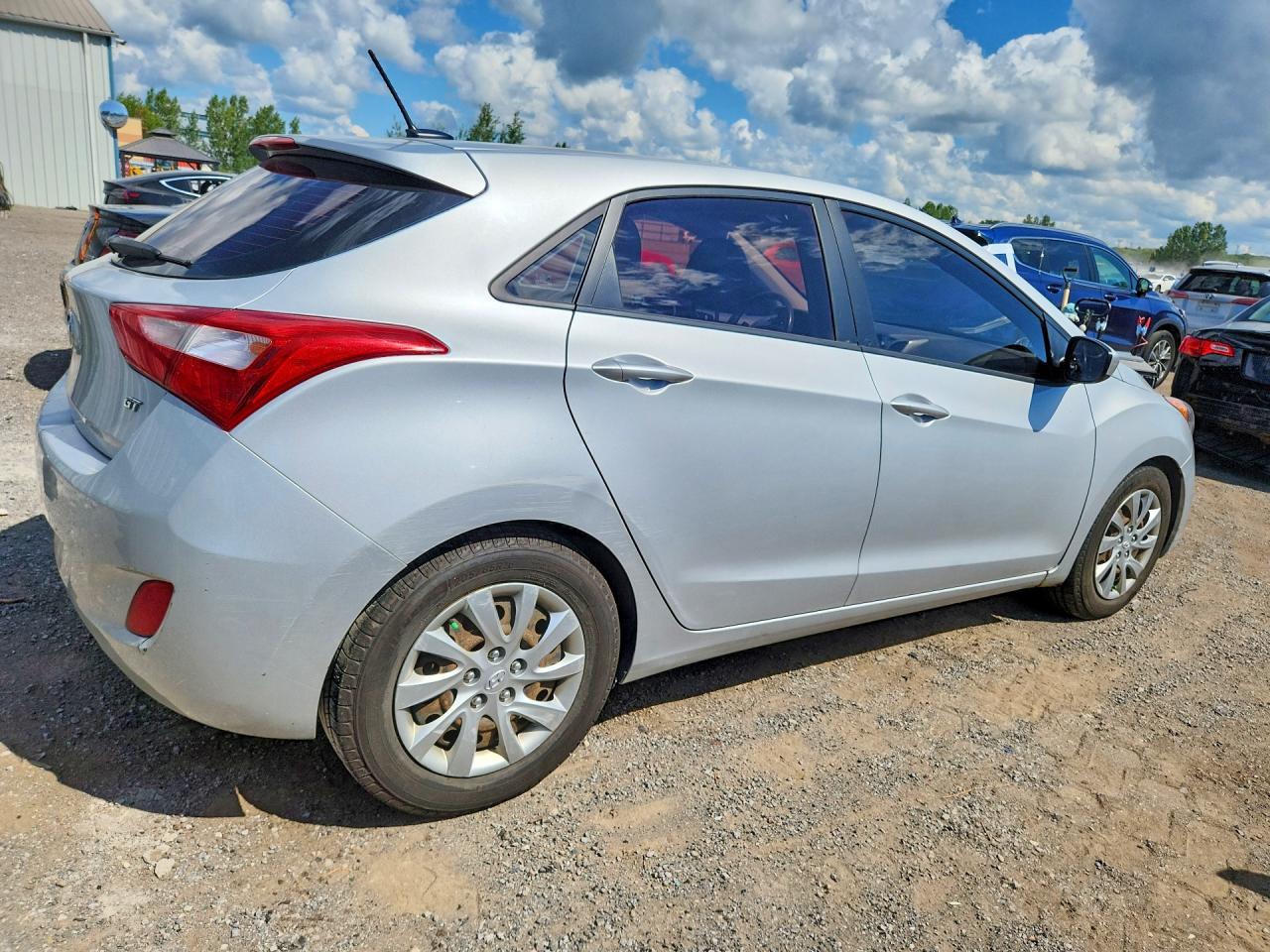 2014 Hyundai Elantra Gt Silver vin: KMHD25LH3EU174957