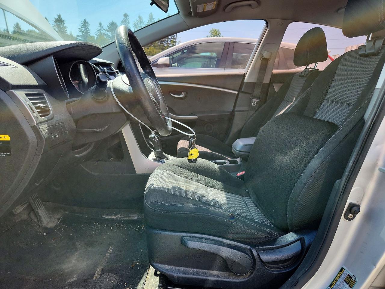 2014 Hyundai Elantra Gt Silver vin: KMHD25LH3EU174957
