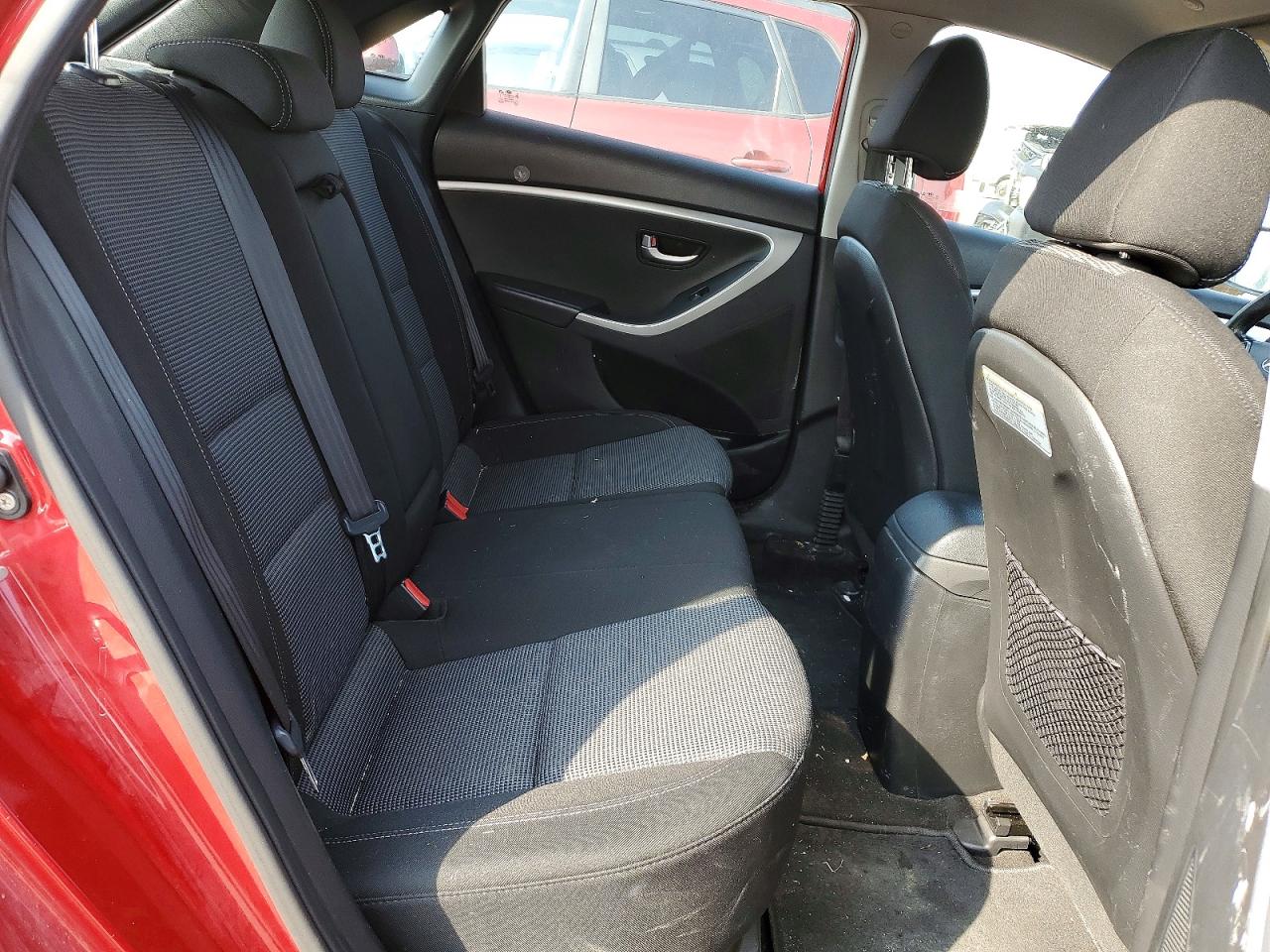 2014 Hyundai Elantra Gt Red vin: KMHD25LH4EU221896