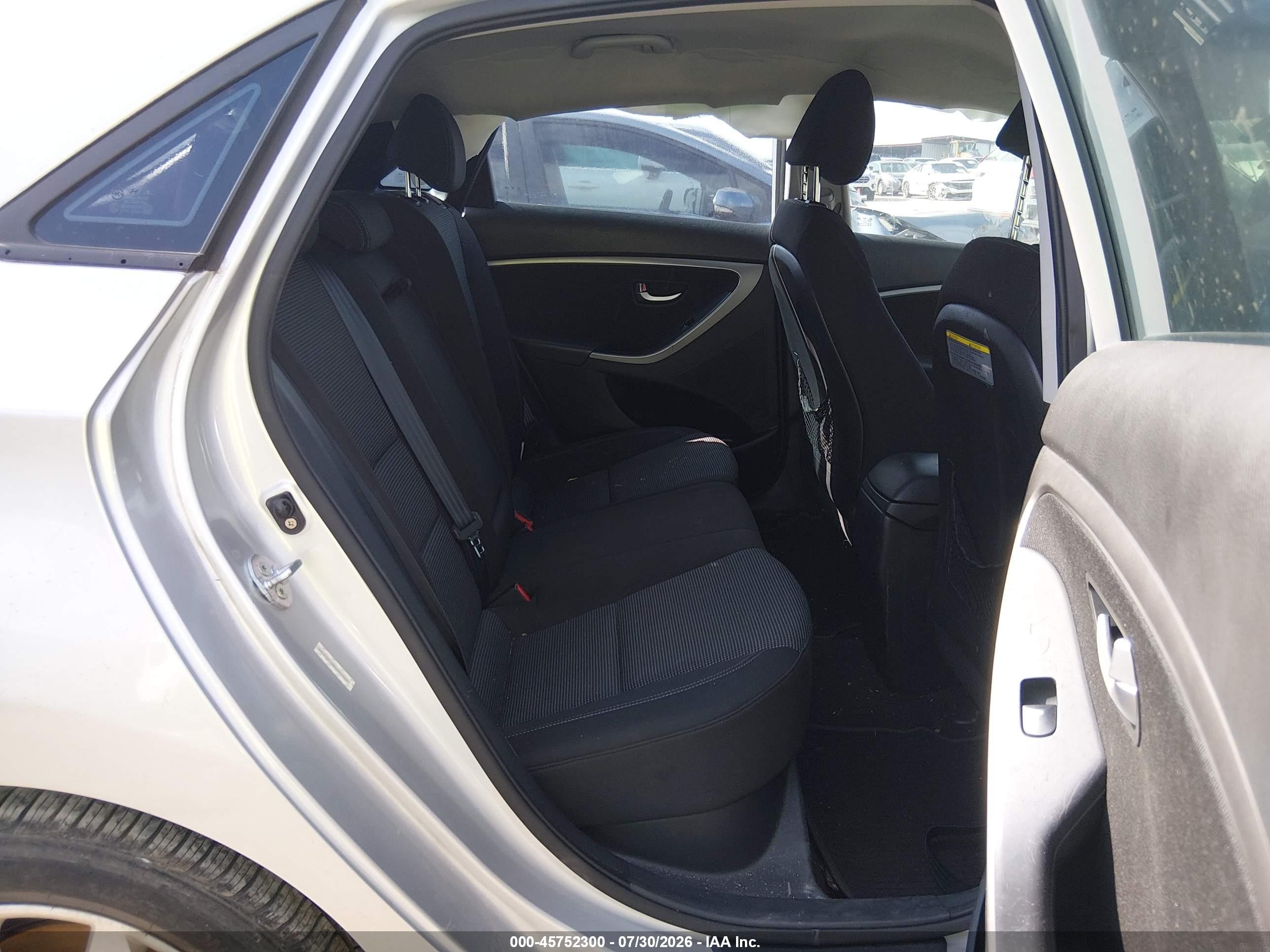 2013 Hyundai Elantra Gt   Серебряный vin: KMHD35LE0DU024029