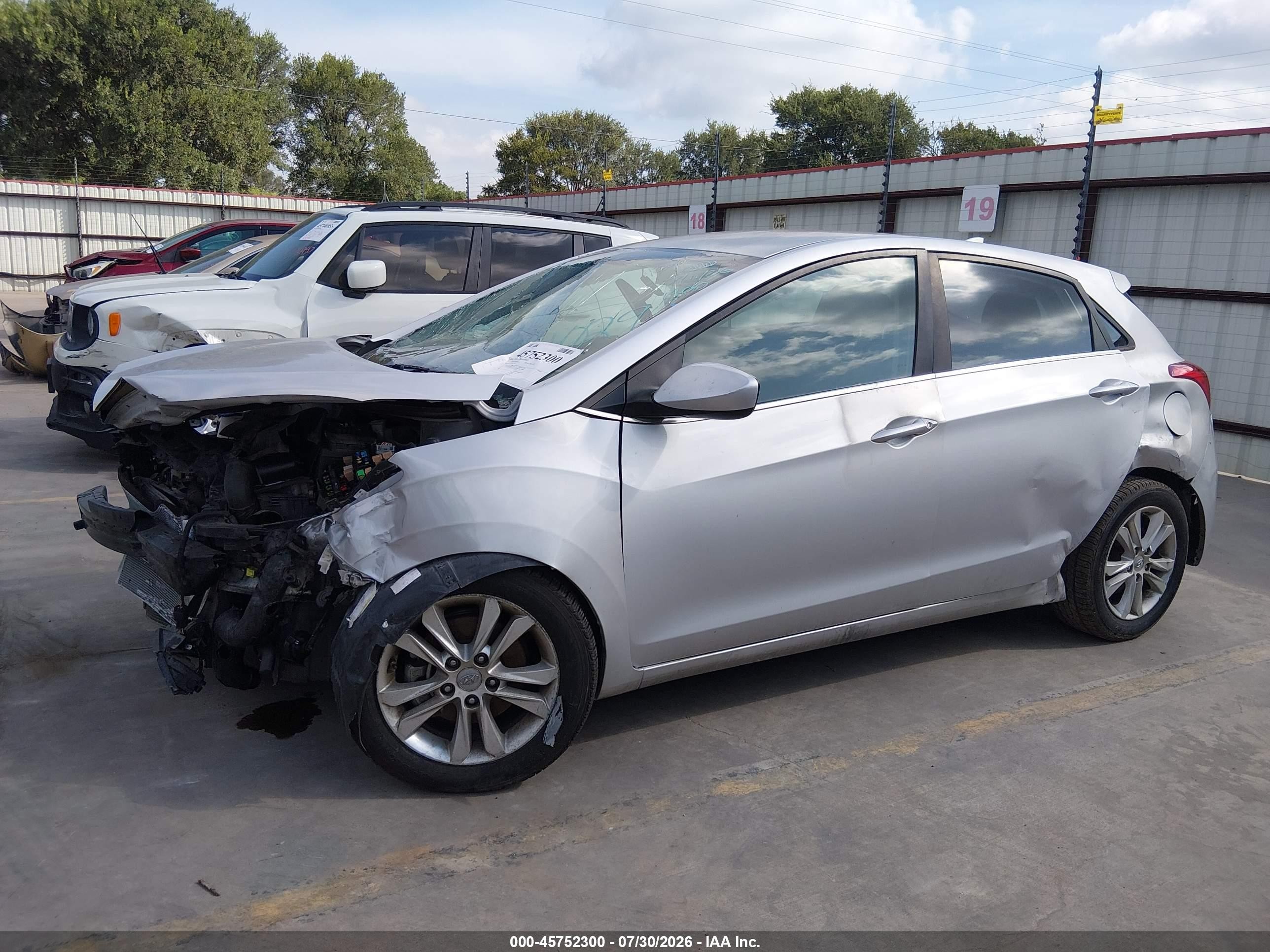 2013 Hyundai Elantra Gt   Серебряный vin: KMHD35LE0DU024029