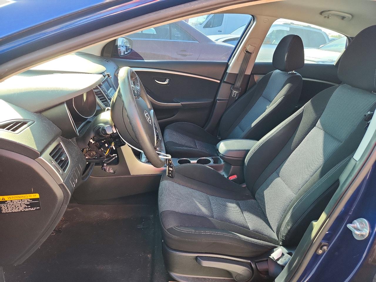 2013 Hyundai Elantra Gt Base Blue vin: KMHD35LE0DU025116