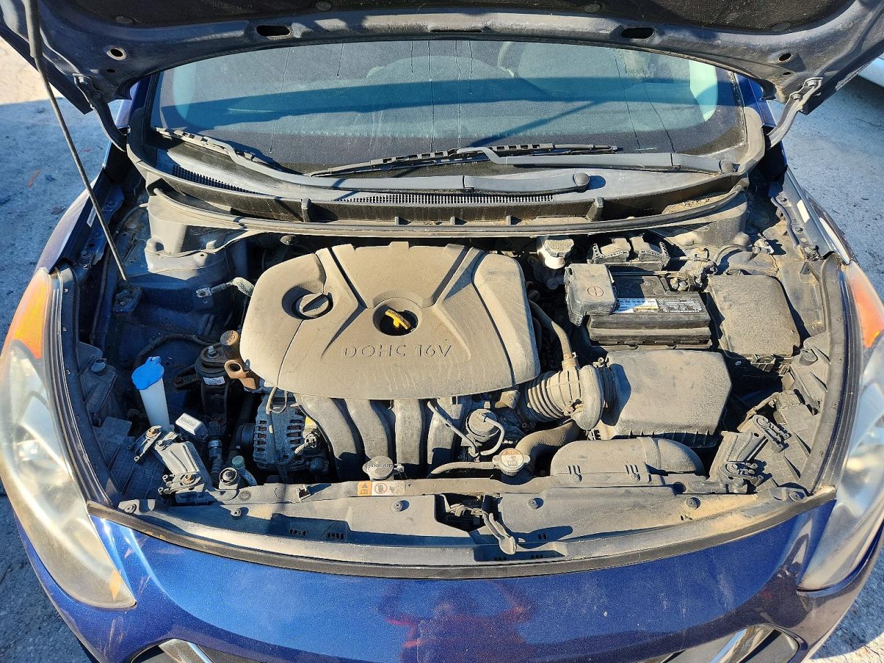 2013 Hyundai Elantra Gt Base Blue vin: KMHD35LE0DU025116