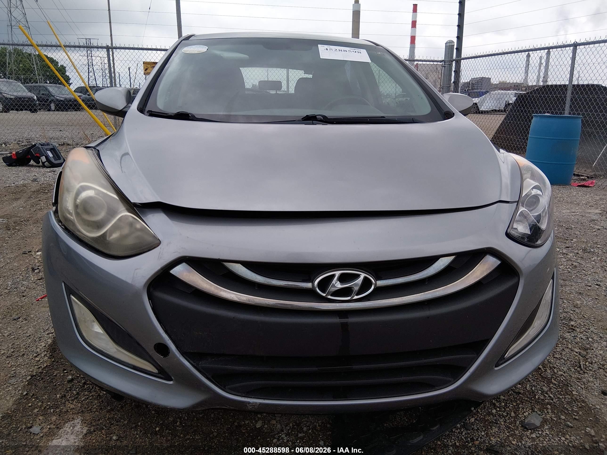 2013 Hyundai Elantra Gt   Gray vin: KMHD35LE0DU028730