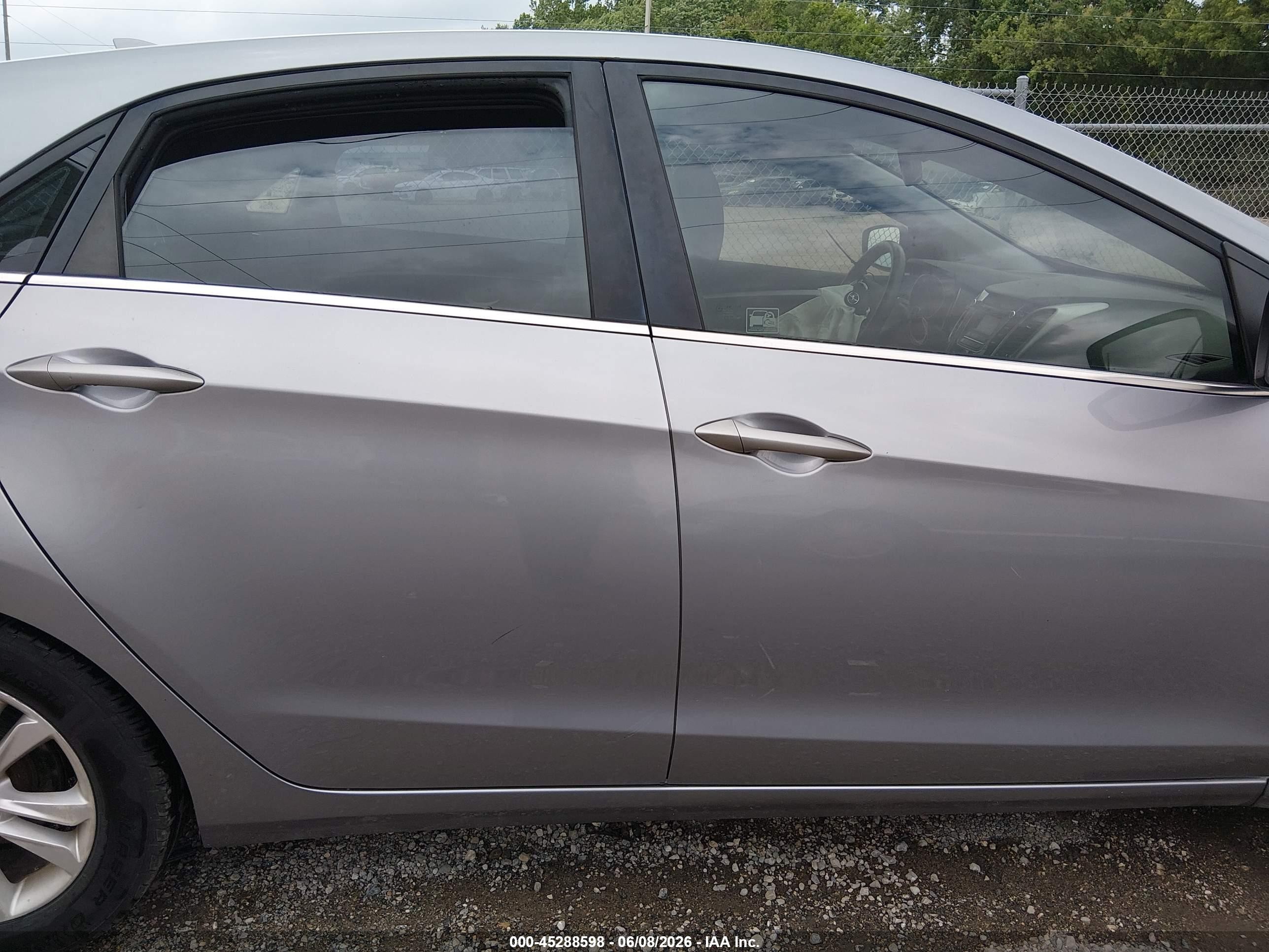 2013 Hyundai Elantra Gt   Gray vin: KMHD35LE0DU028730