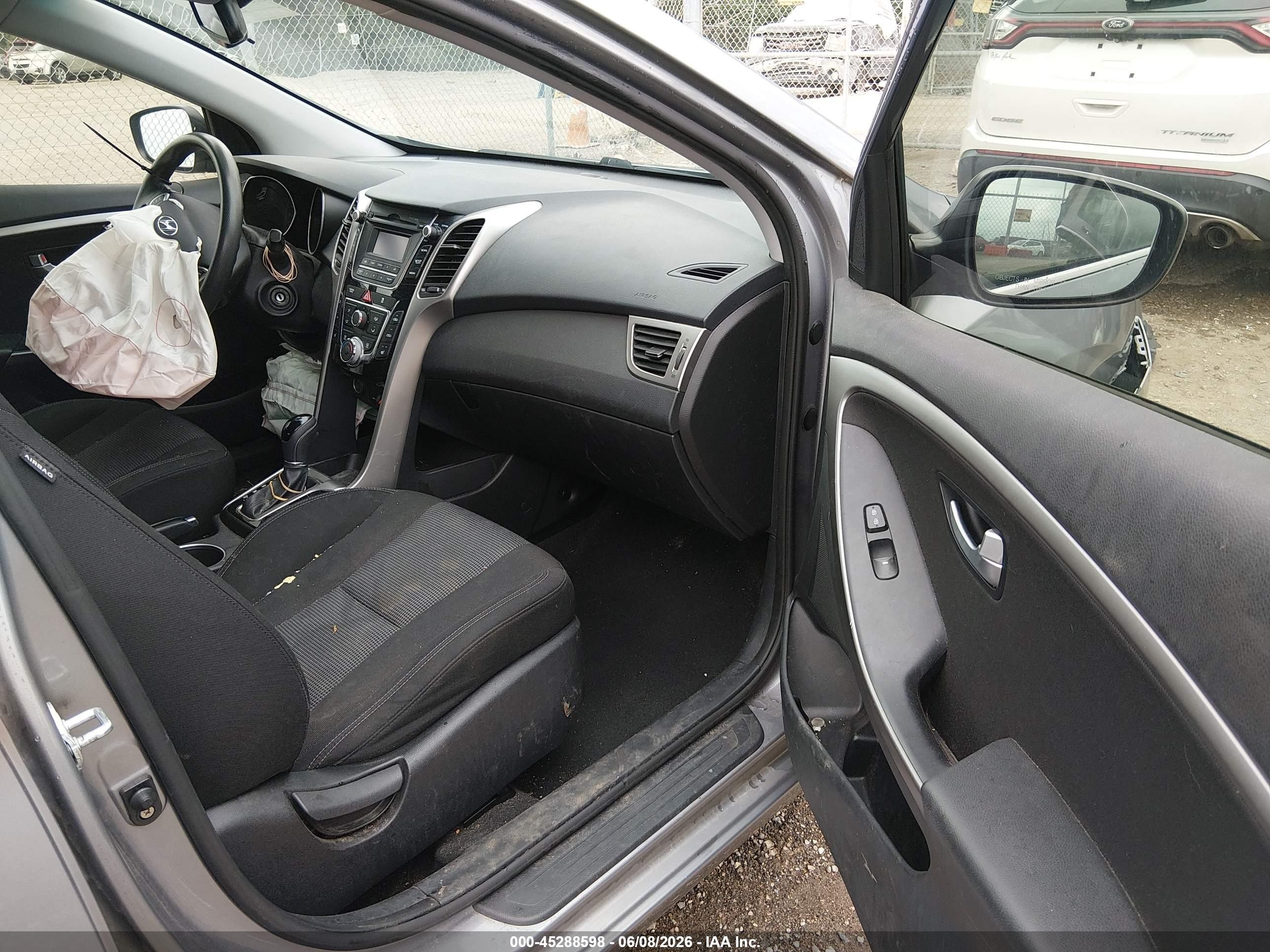 2013 Hyundai Elantra Gt   Gray vin: KMHD35LE0DU028730