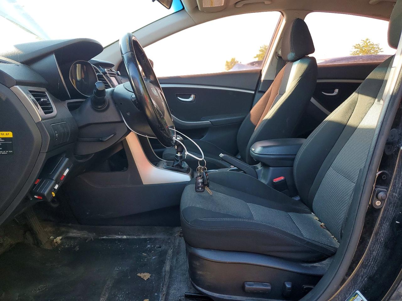2013 Hyundai Elantra Gt Base Black vin: KMHD35LE0DU031675