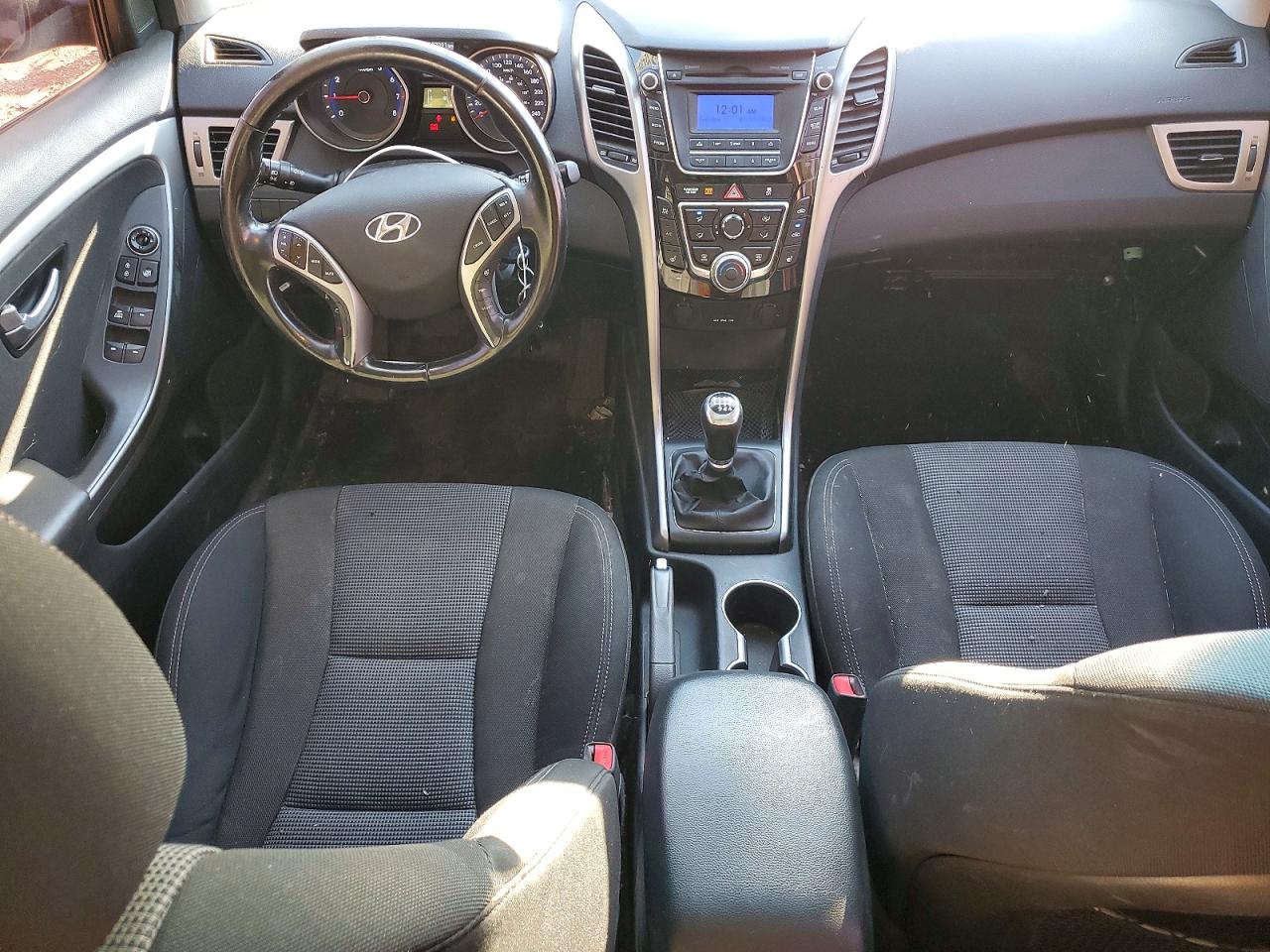 2013 Hyundai Elantra Gt Base Black vin: KMHD35LE0DU031675