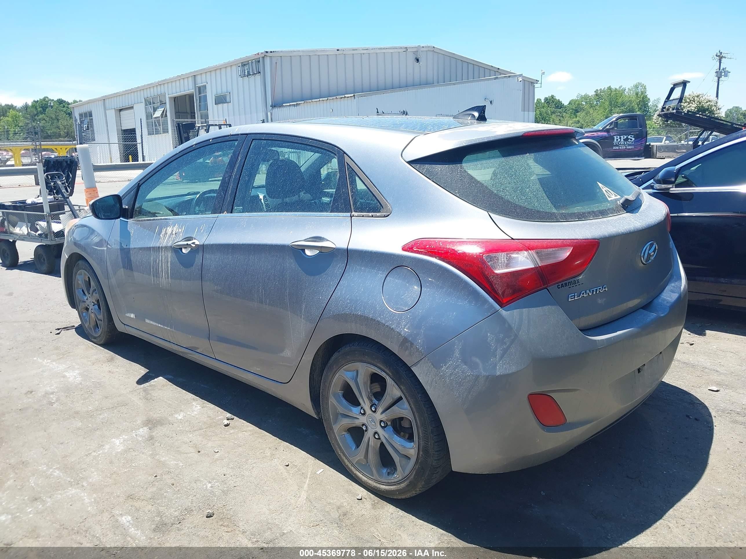 2013 Hyundai Elantra Gt   Silver vin: KMHD35LE0DU062733