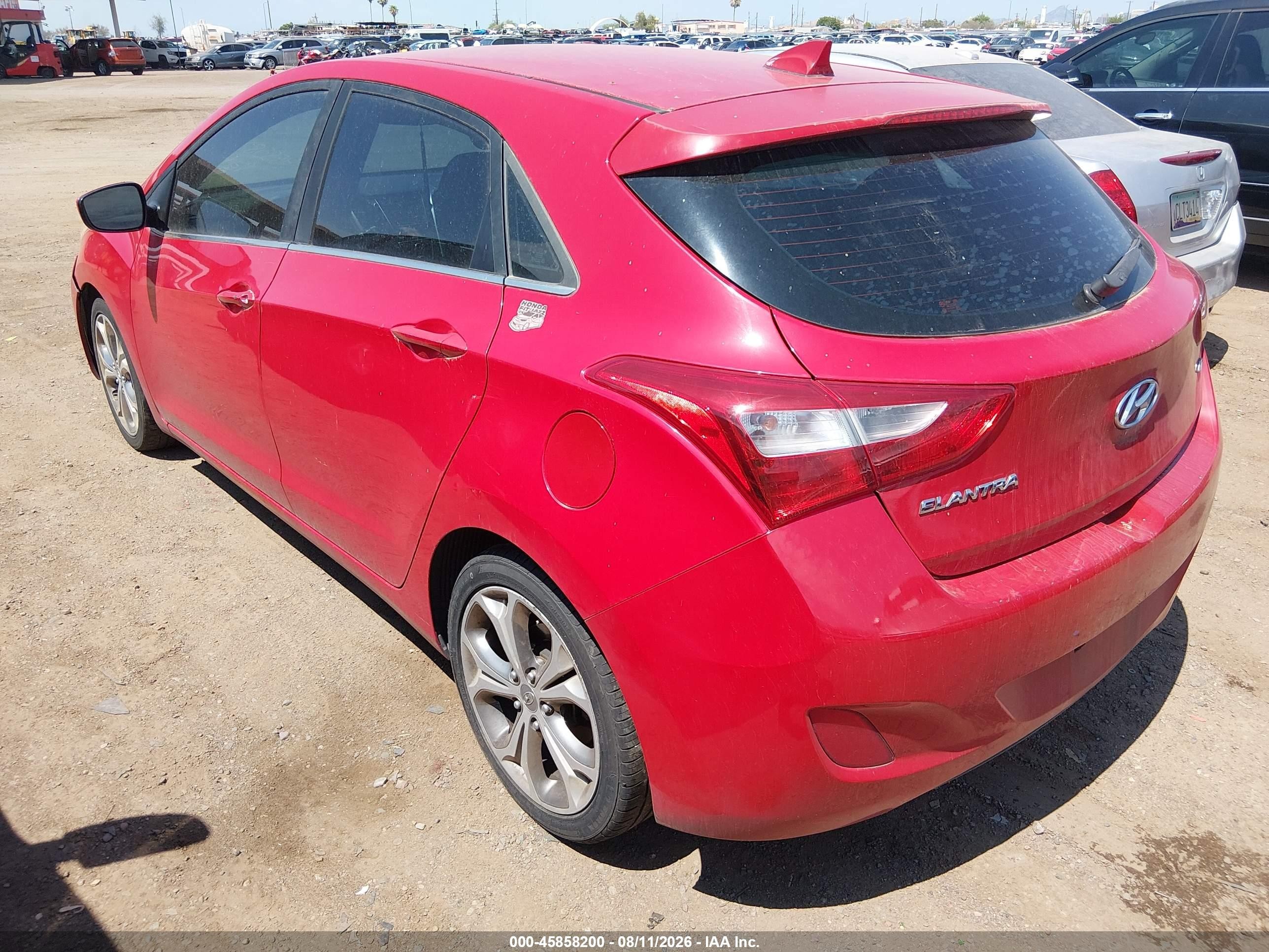 2013 Hyundai Elantra Gt   Red vin: KMHD35LE0DU081430