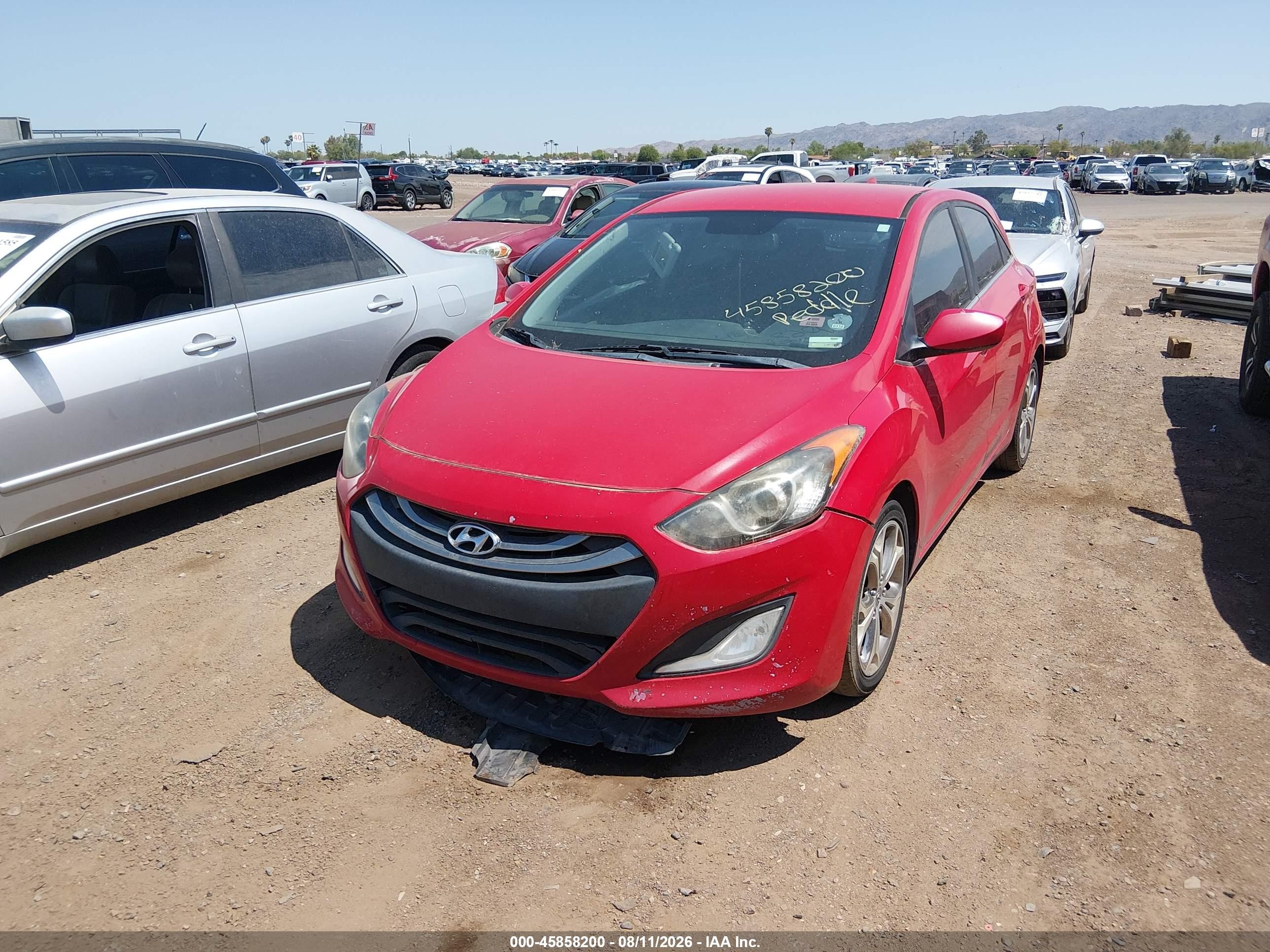2013 Hyundai Elantra Gt   Red vin: KMHD35LE0DU081430
