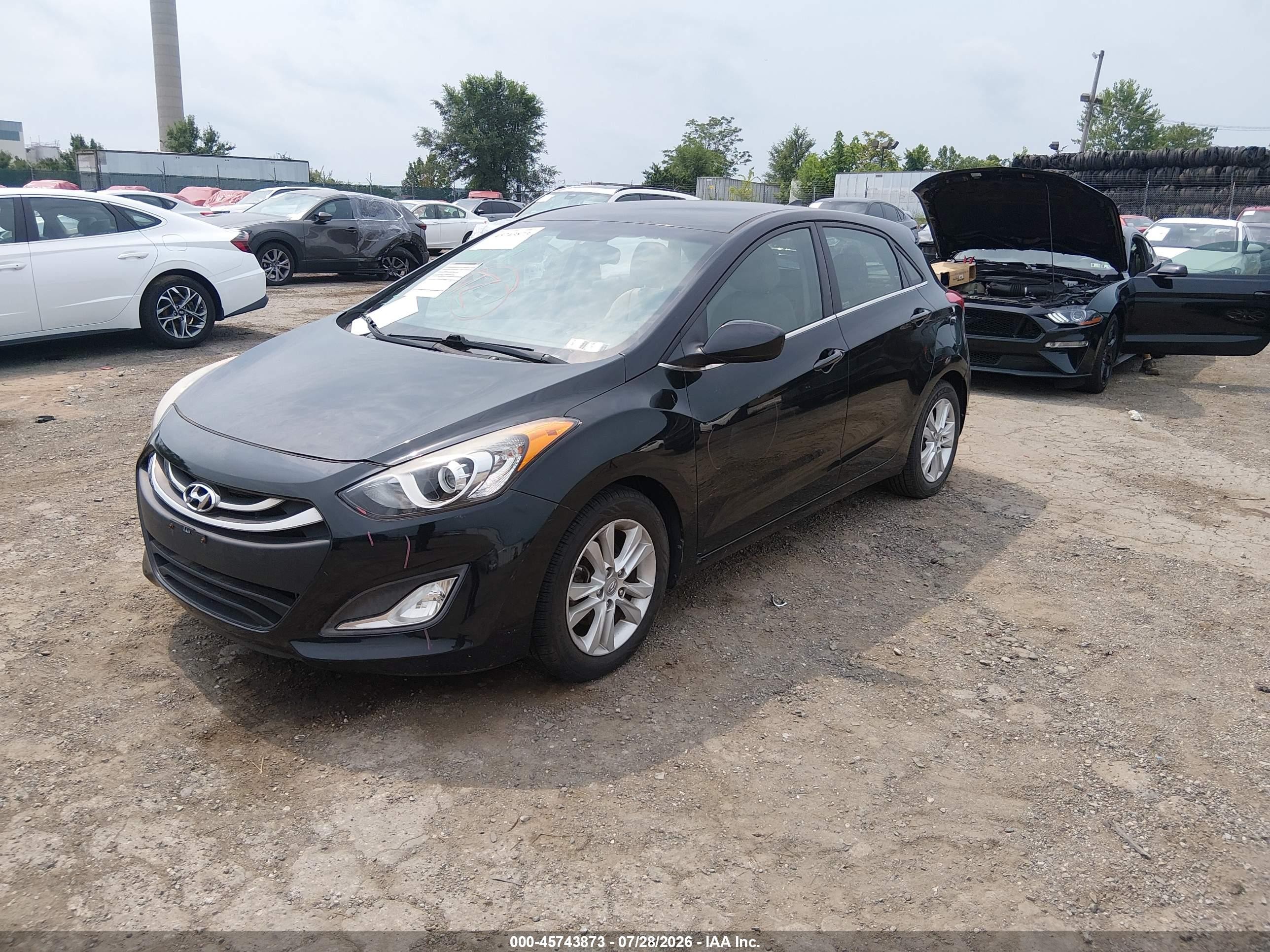 2013 Hyundai Elantra Gt Black vin: KMHD35LE0DU109002