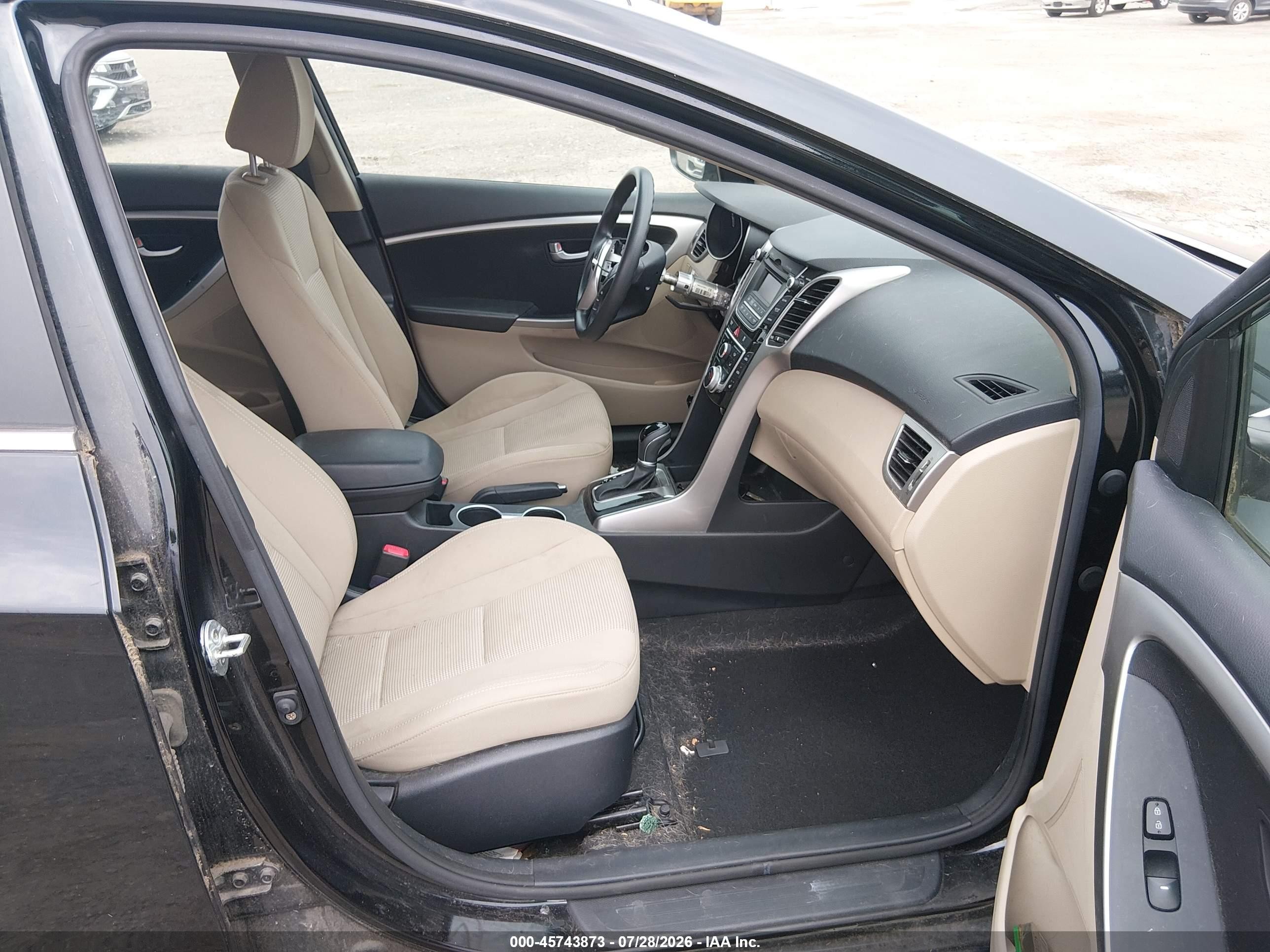 2013 Hyundai Elantra Gt Black vin: KMHD35LE0DU109002