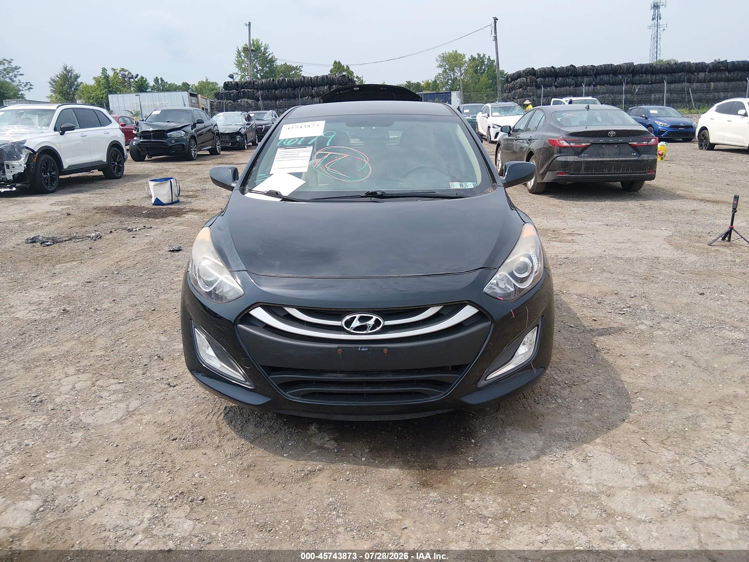 2013 Hyundai Elantra Gt Black vin: KMHD35LE0DU109002