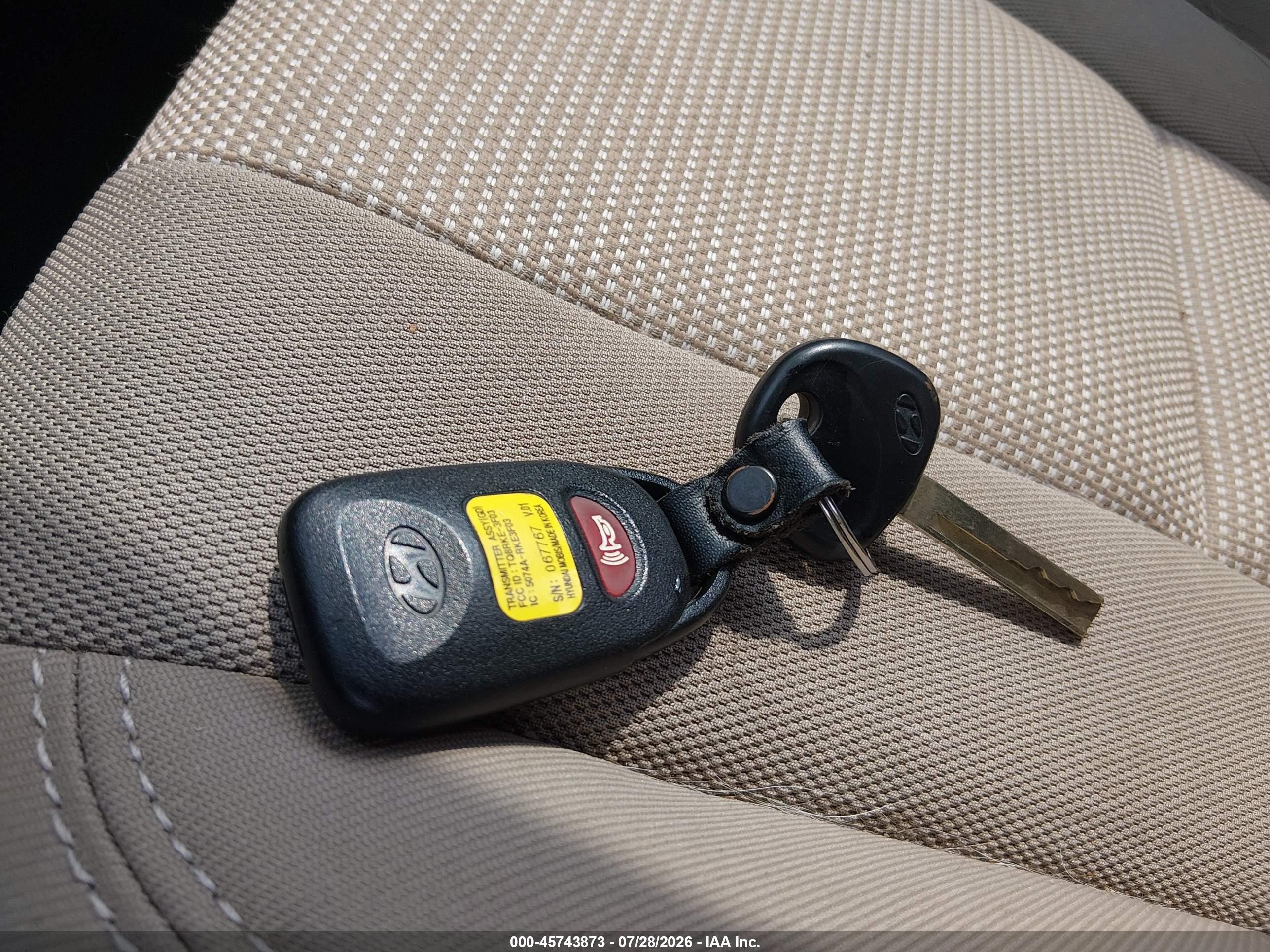 2013 Hyundai Elantra Gt Black vin: KMHD35LE0DU109002