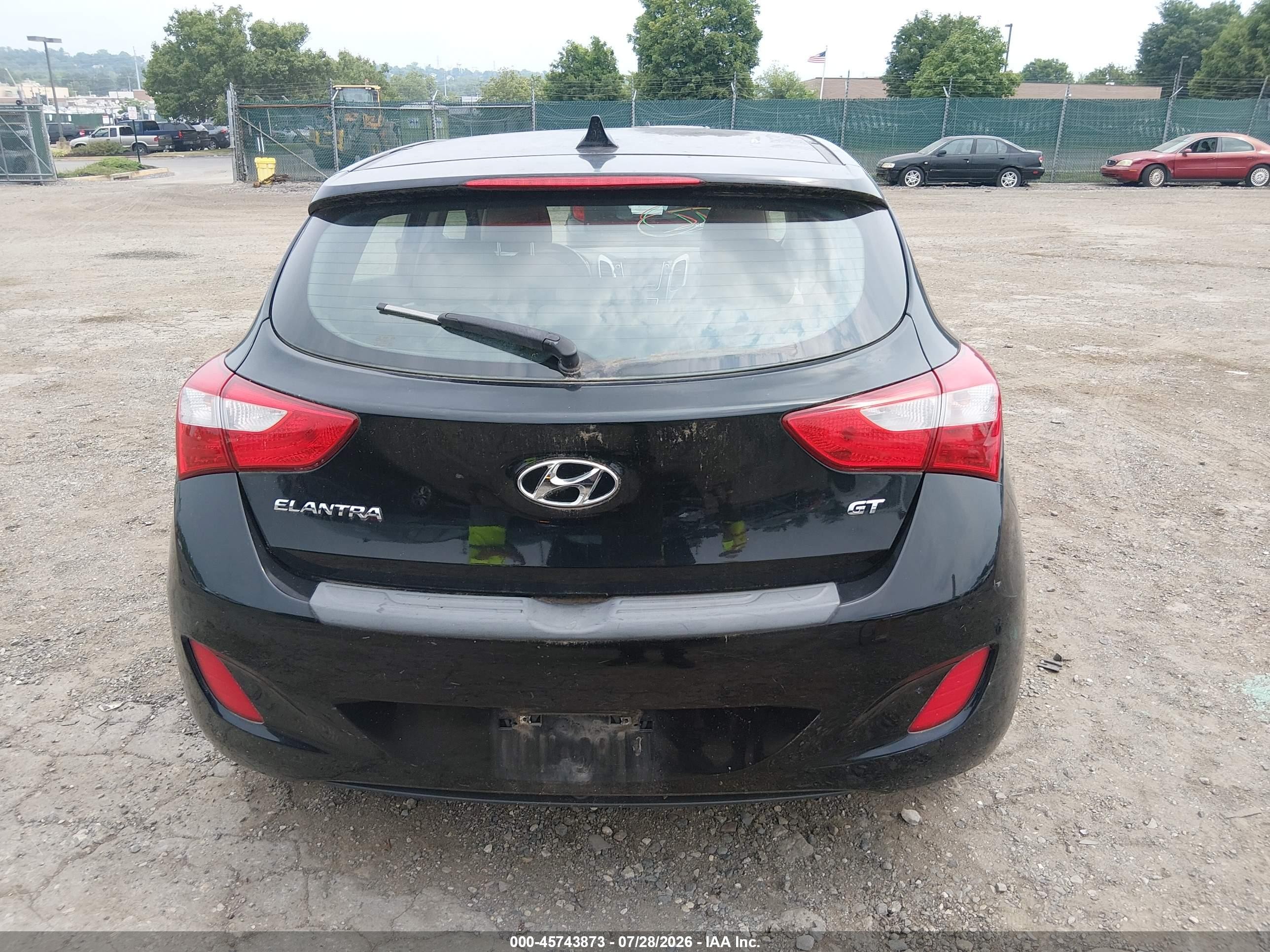 2013 Hyundai Elantra Gt Black vin: KMHD35LE0DU109002