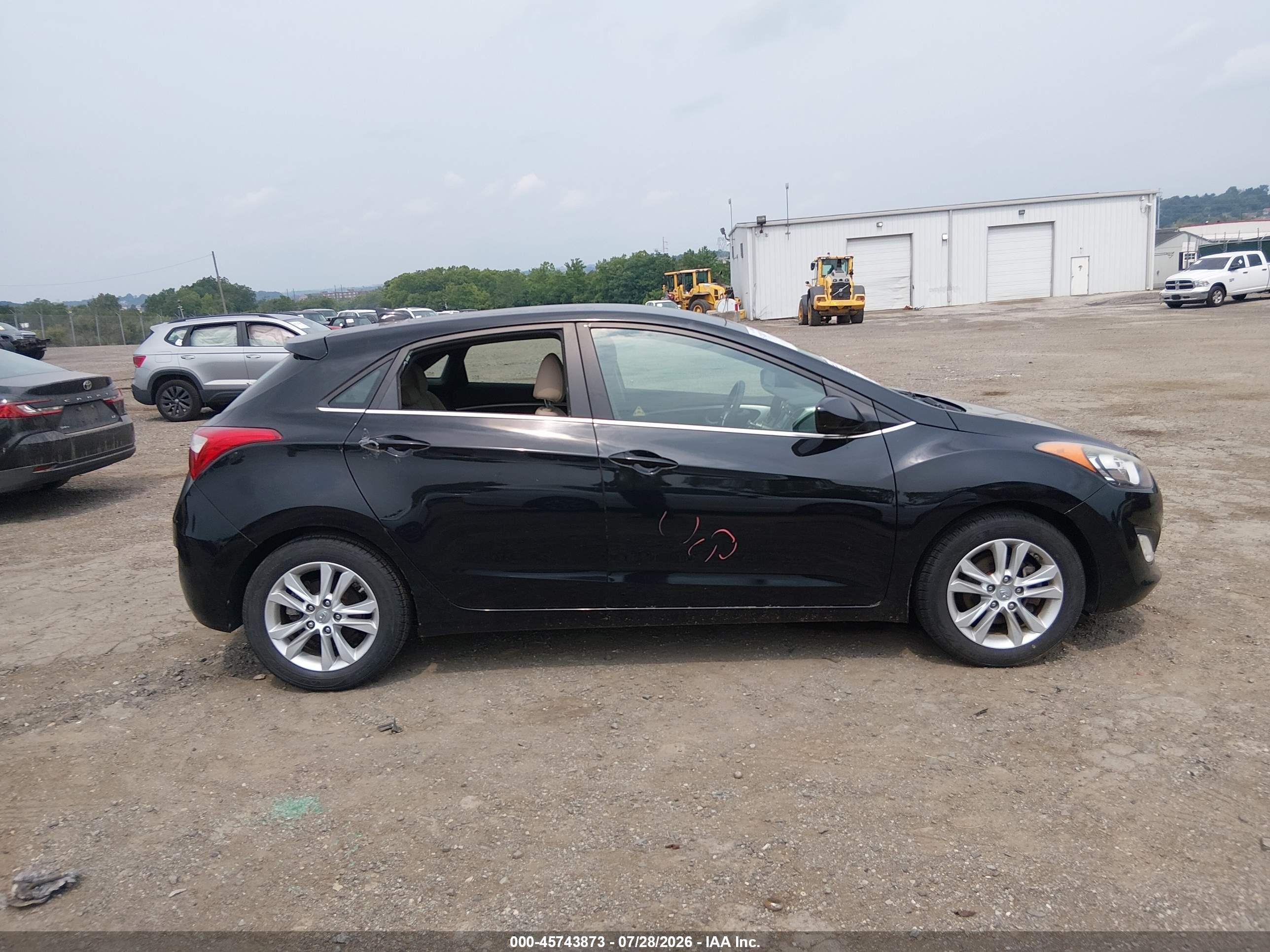 2013 Hyundai Elantra Gt Black vin: KMHD35LE0DU109002