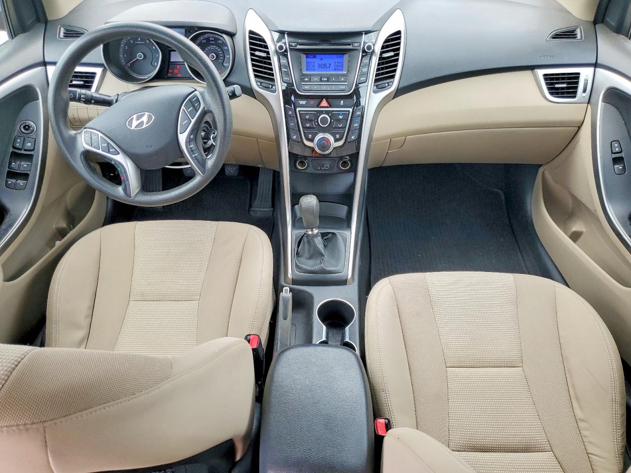 2013 Hyundai Elantra Gt Base Red vin: KMHD35LE0DU111476