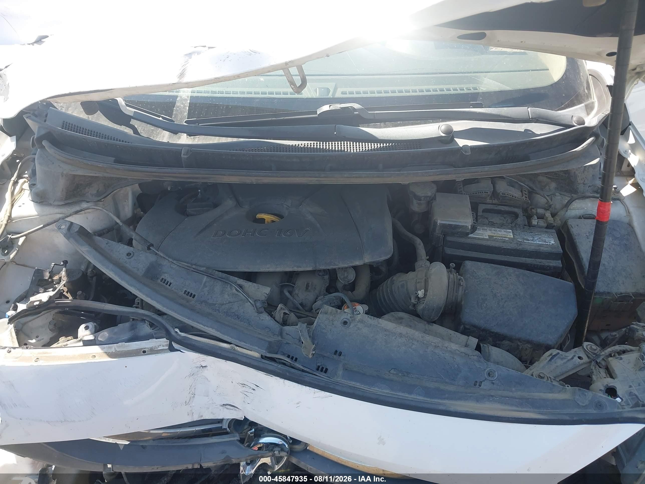2013 Hyundai Elantra Gt   White vin: KMHD35LE0DU119920