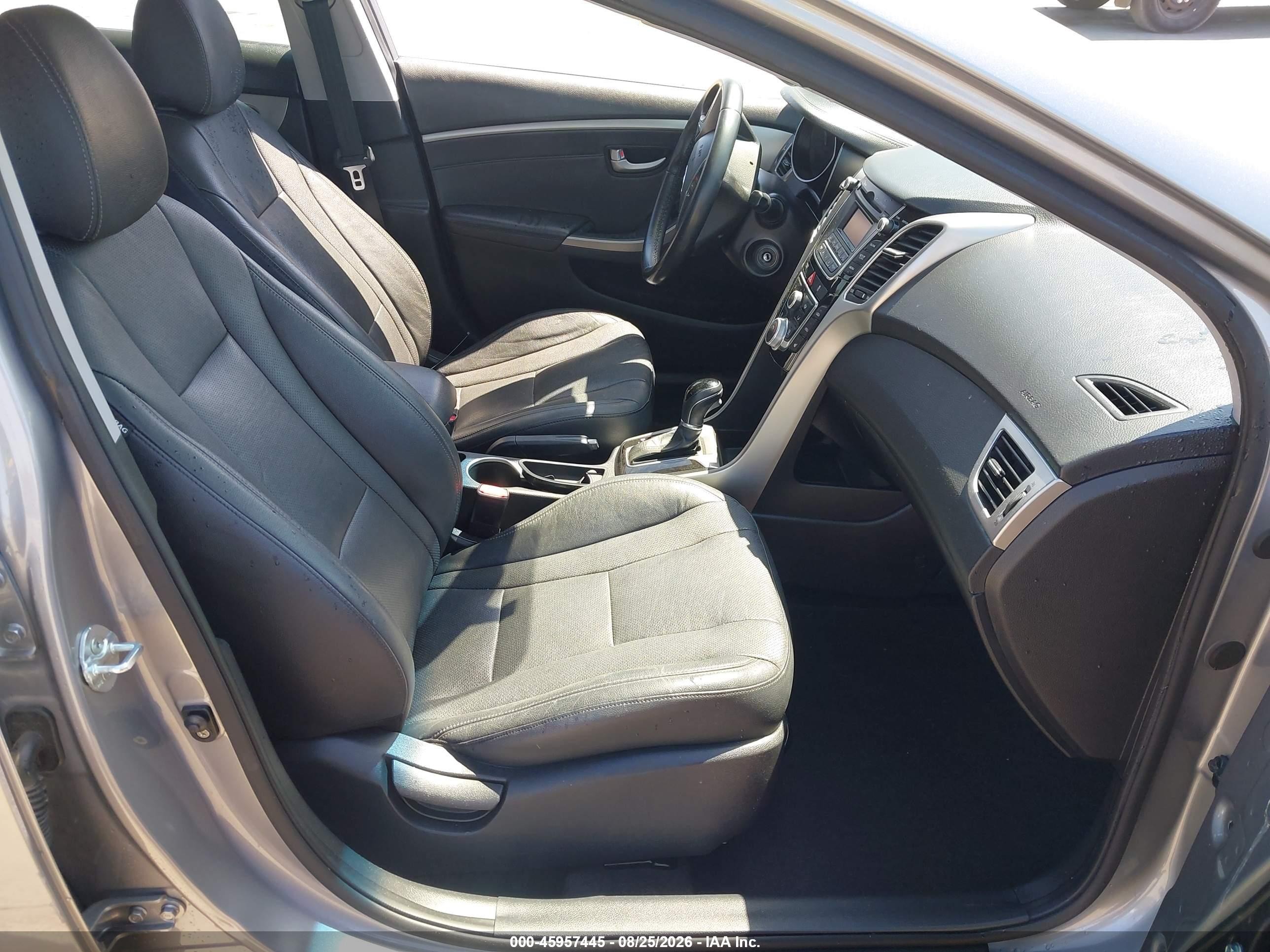 2013 Hyundai Elantra Gt   Gray vin: KMHD35LE0DU125121