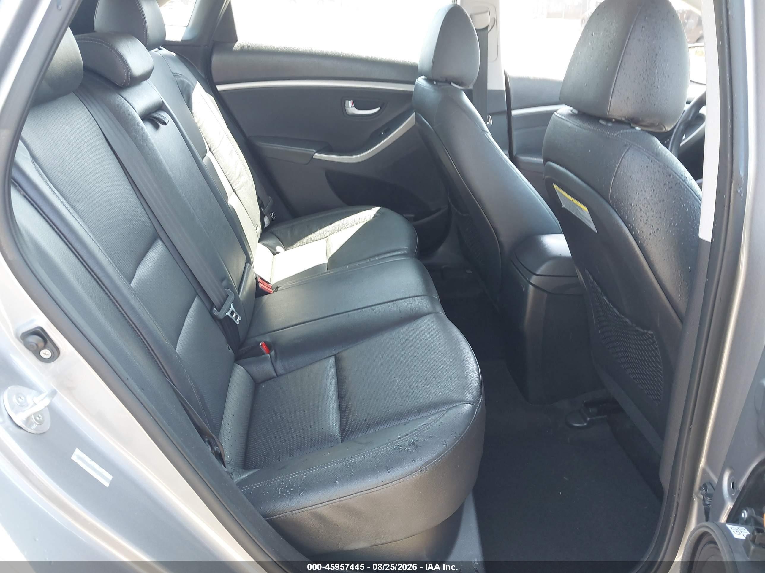 2013 Hyundai Elantra Gt   Gray vin: KMHD35LE0DU125121