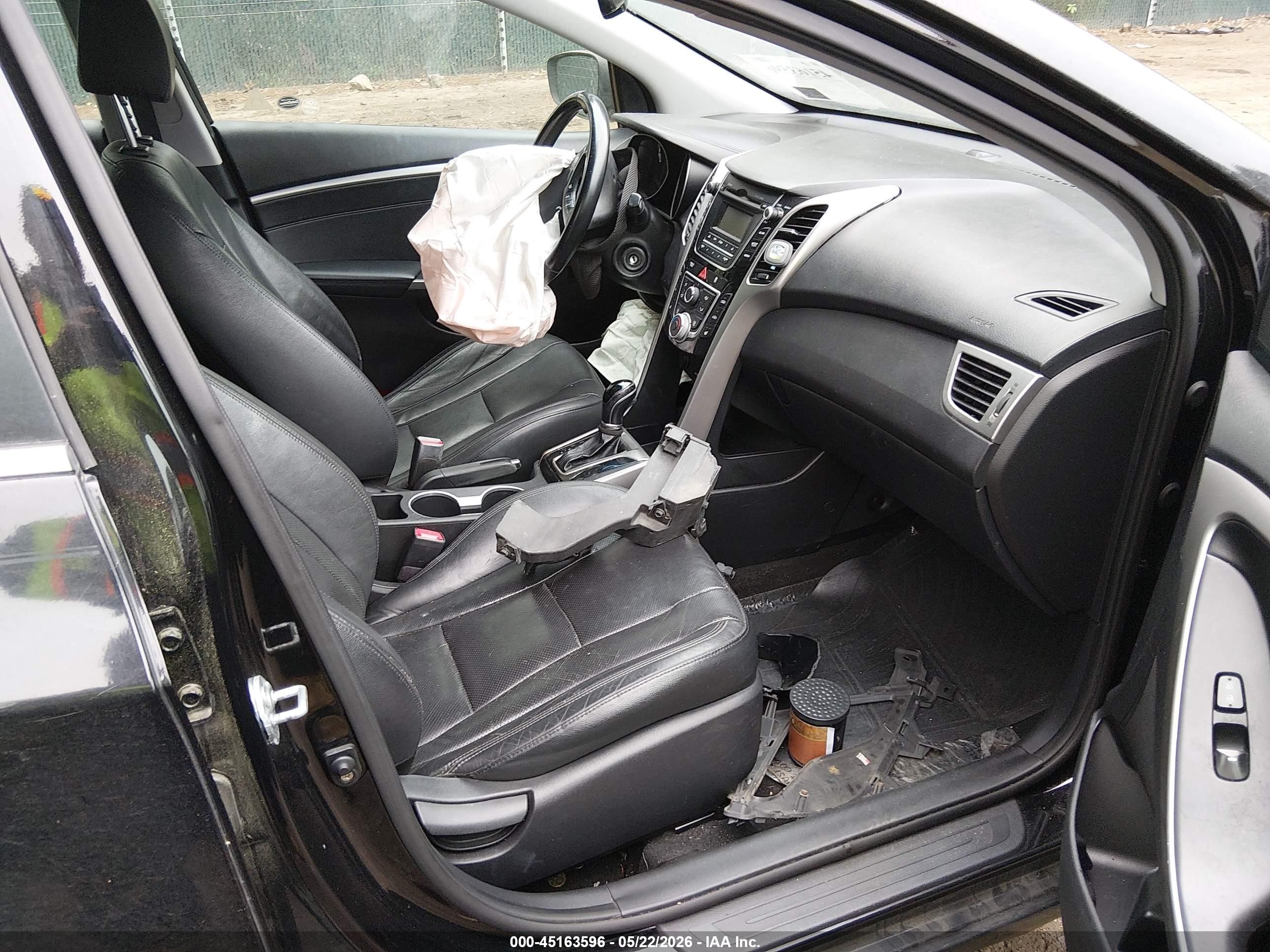 2013 Hyundai Elantra Gt Black vin: KMHD35LE0DU131095