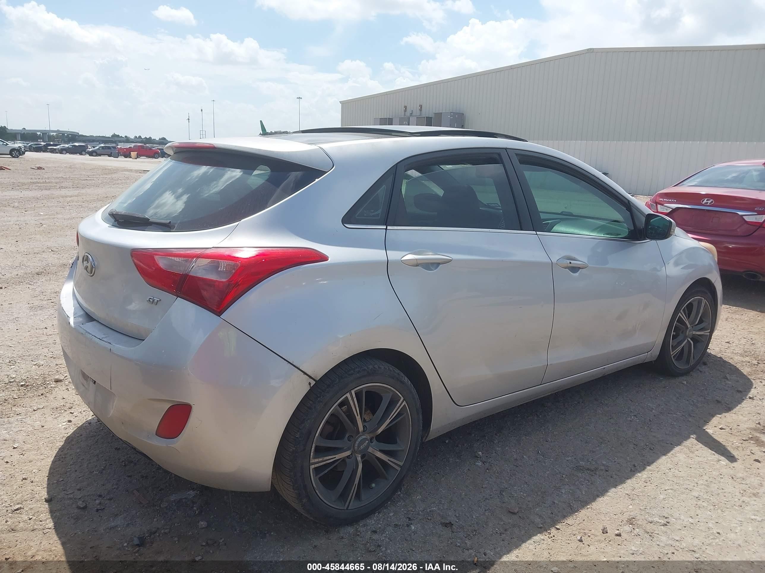 2013 Hyundai Elantra Gt   Серебряный vin: KMHD35LE0DU132456