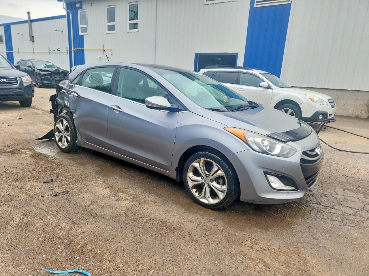 2013 Hyundai Elantra Gt Base Gray vin: KMHD35LE1DU016764