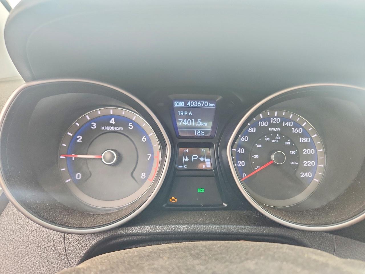 2013 Hyundai Elantra Gt Base Gray vin: KMHD35LE1DU016764