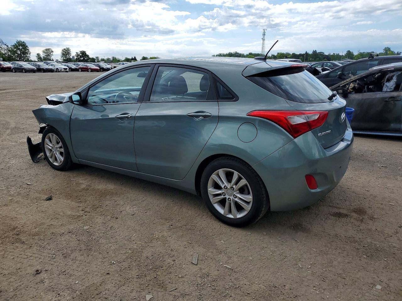 2013 Hyundai Elantra Gt Base Green vin: KMHD35LE1DU024976