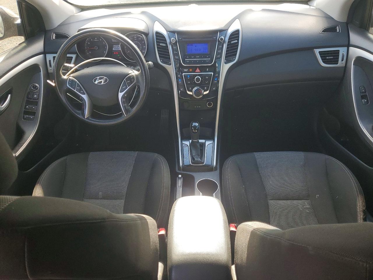 2013 Hyundai Elantra Gt Base Gray vin: KMHD35LE1DU025545